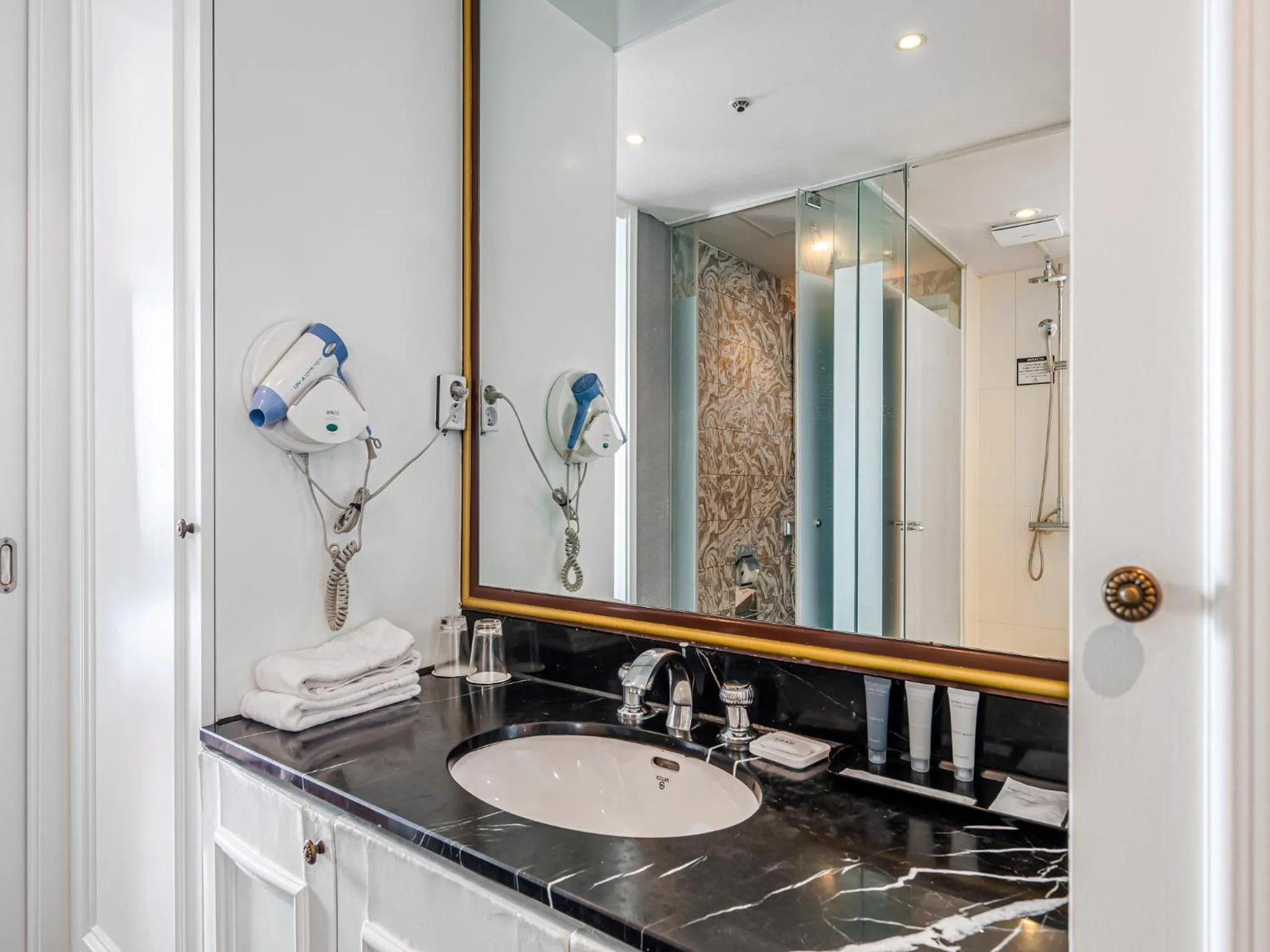 Toilet in Haeundae Seacloud Hotel Residence