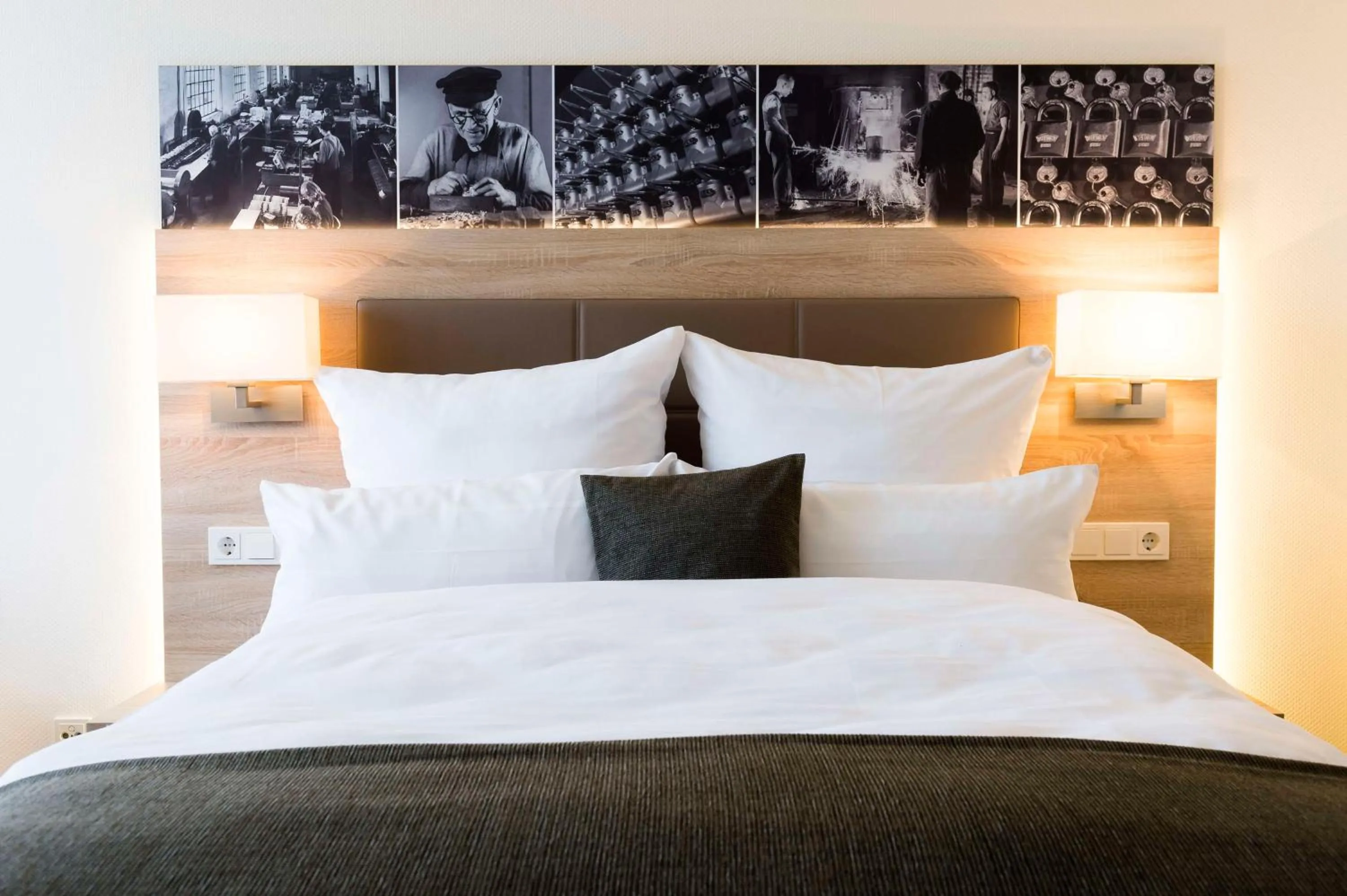 Bedroom, Bed in Best Western Plus Parkhotel Velbert