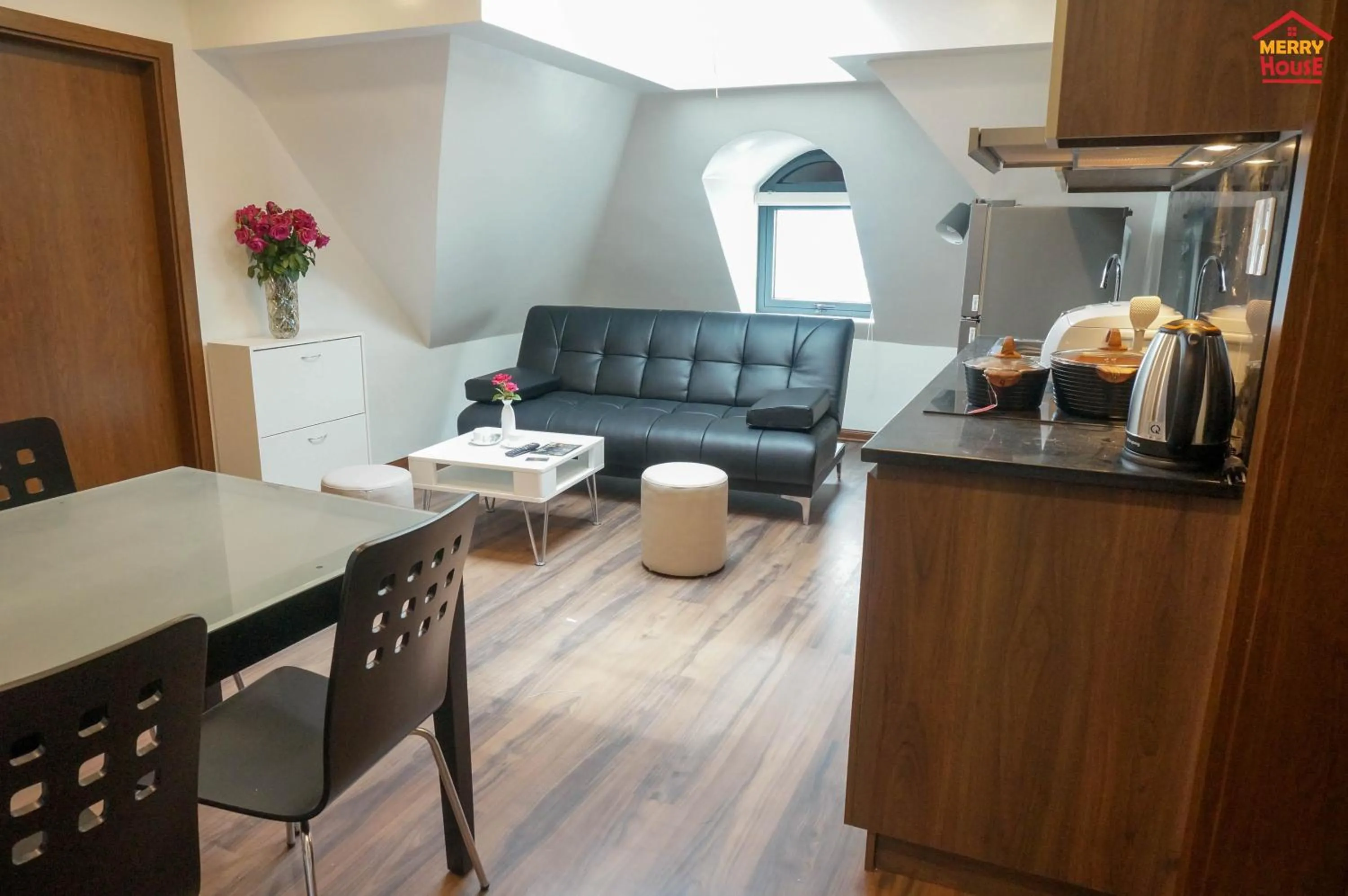 Kitchen or kitchenette in Merry House Imperia