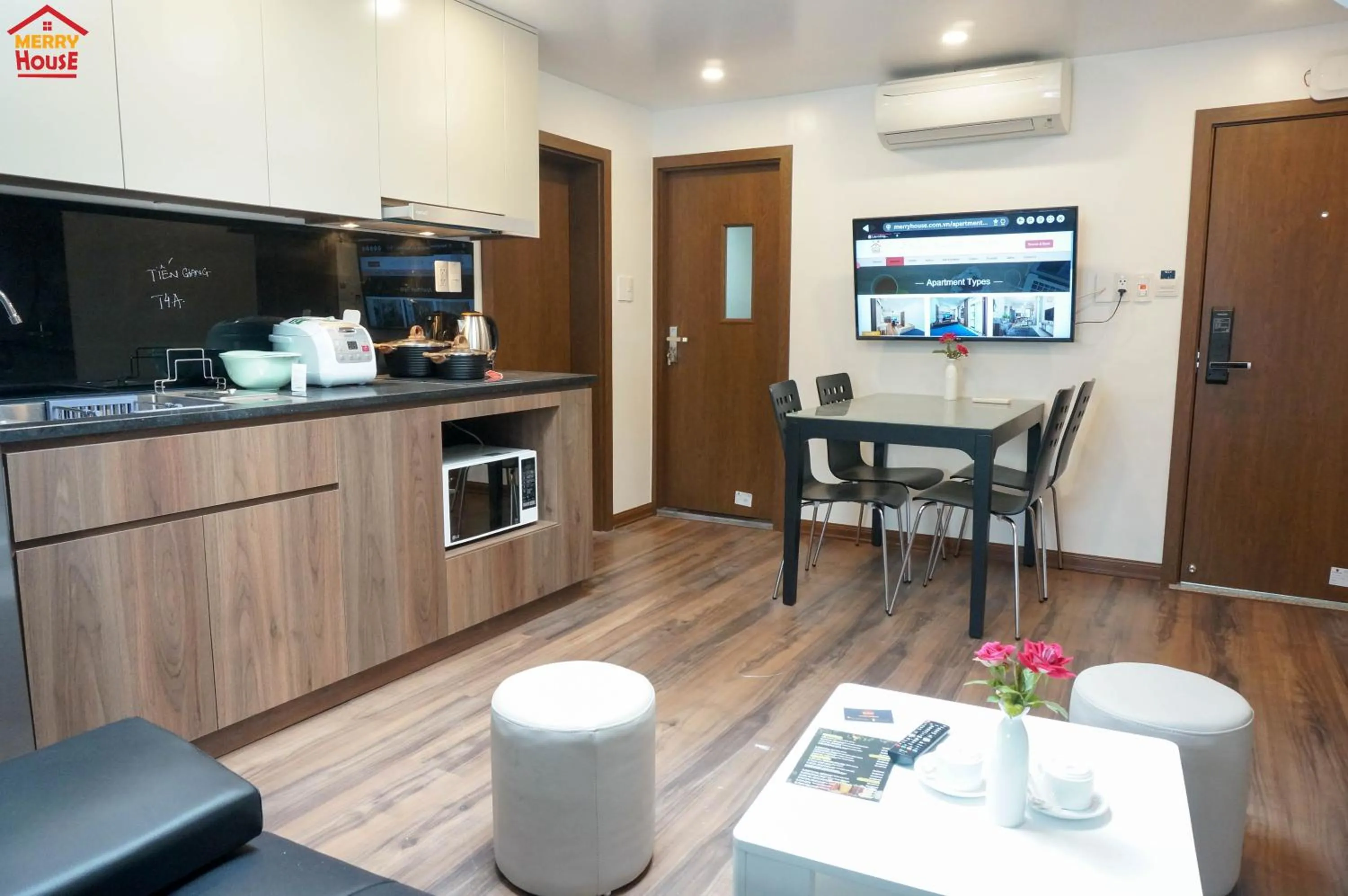 Kitchen or kitchenette in Merry House Imperia