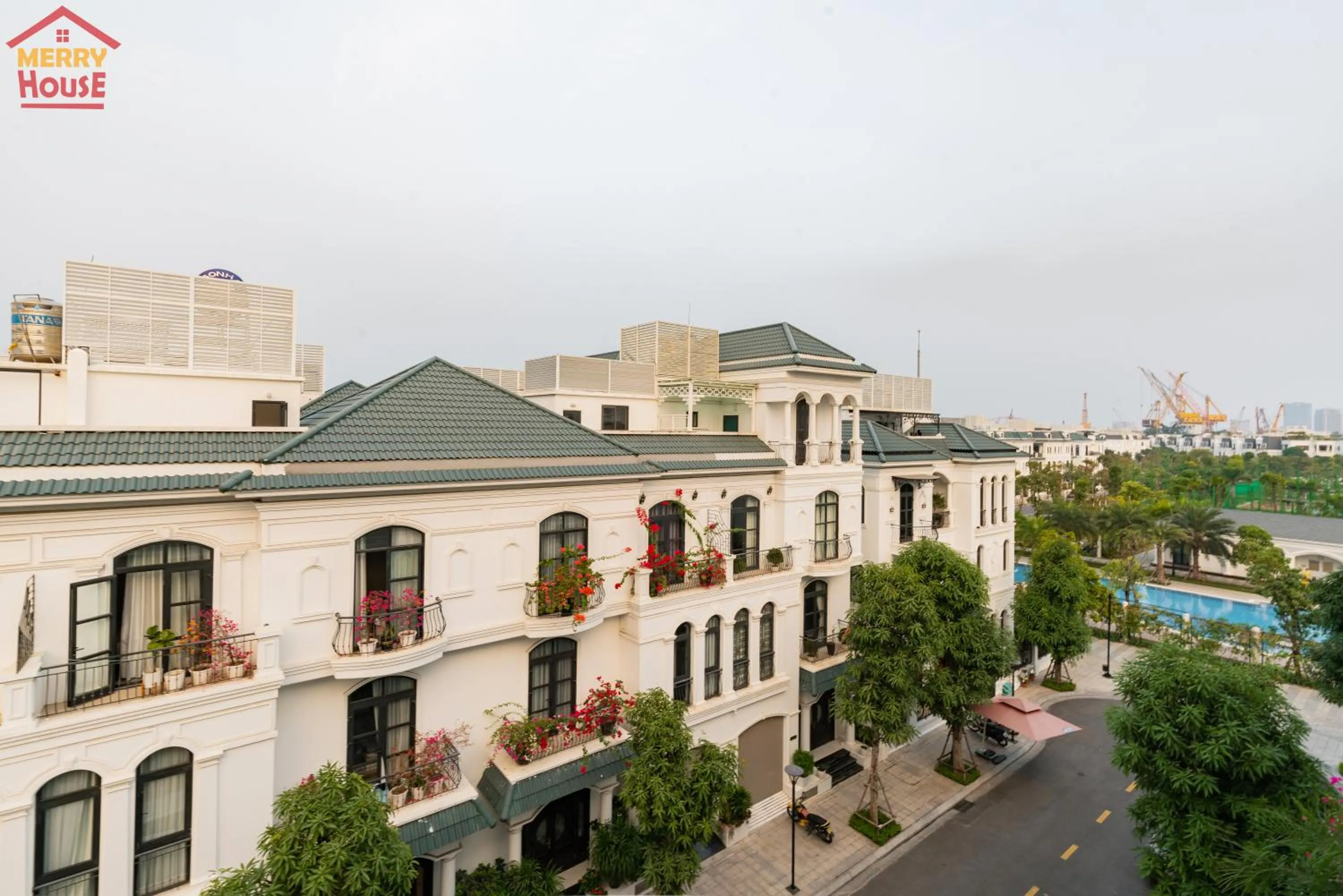 Neighbourhood in Merry House Imperia