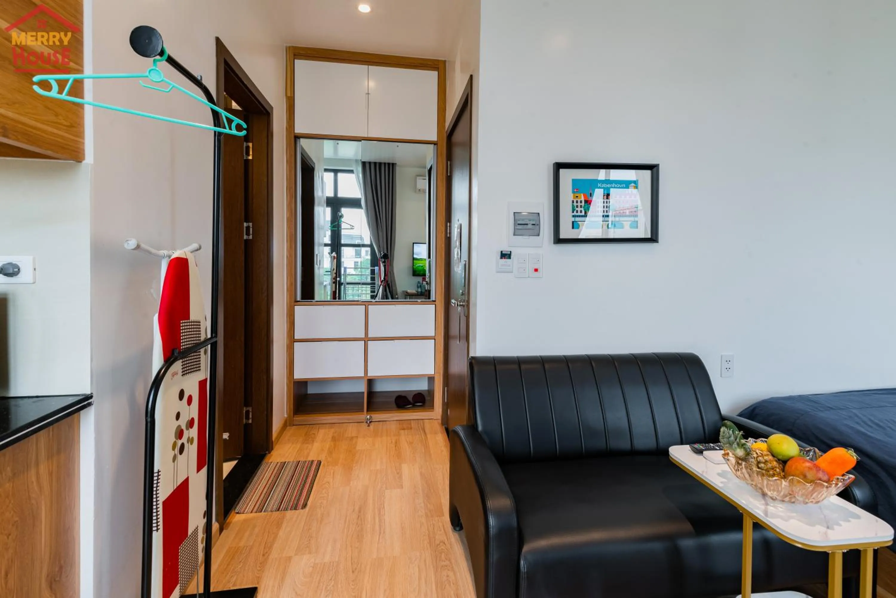 Seating area in Merry House Imperia