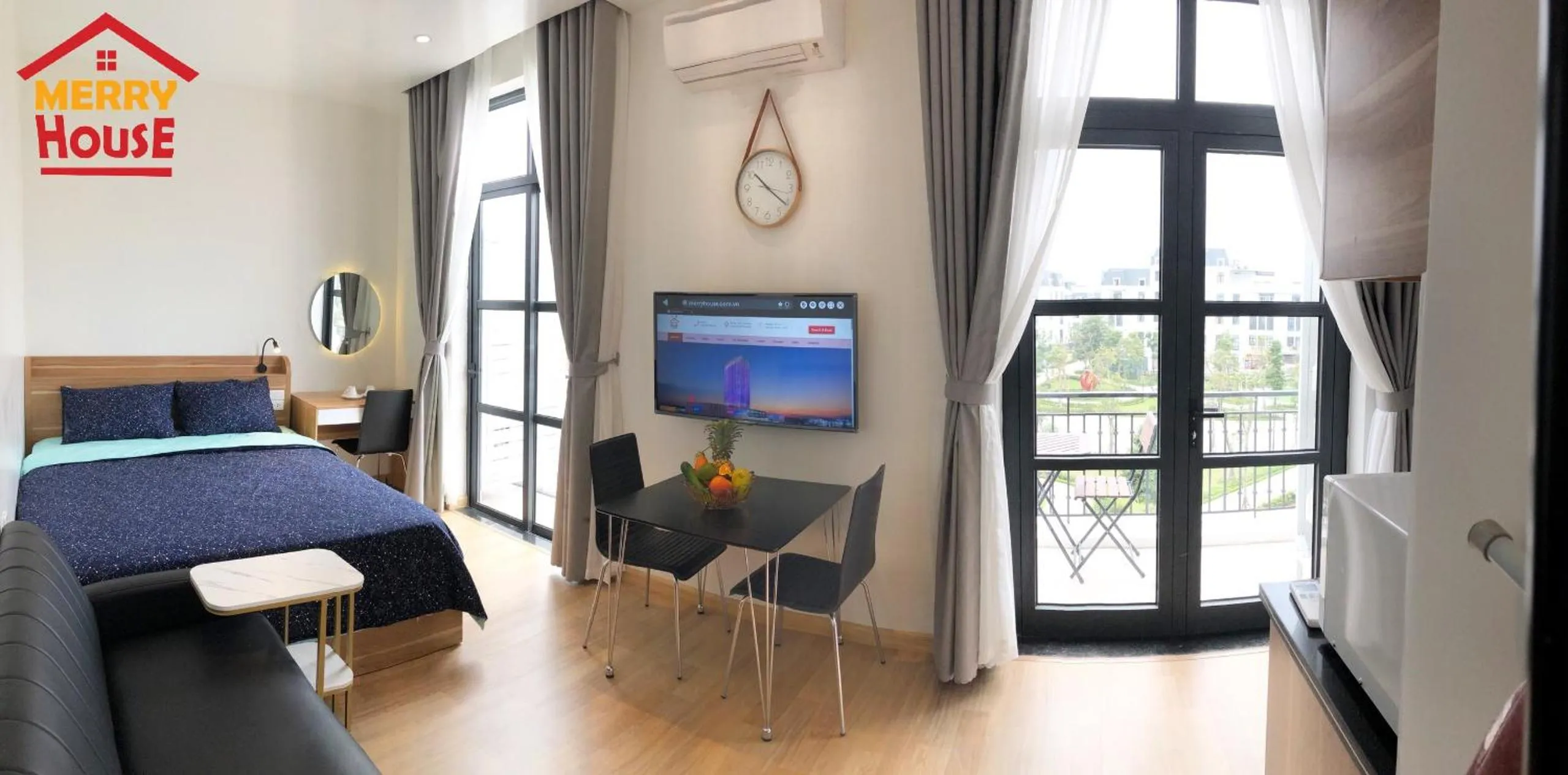 Bed in Merry House Imperia