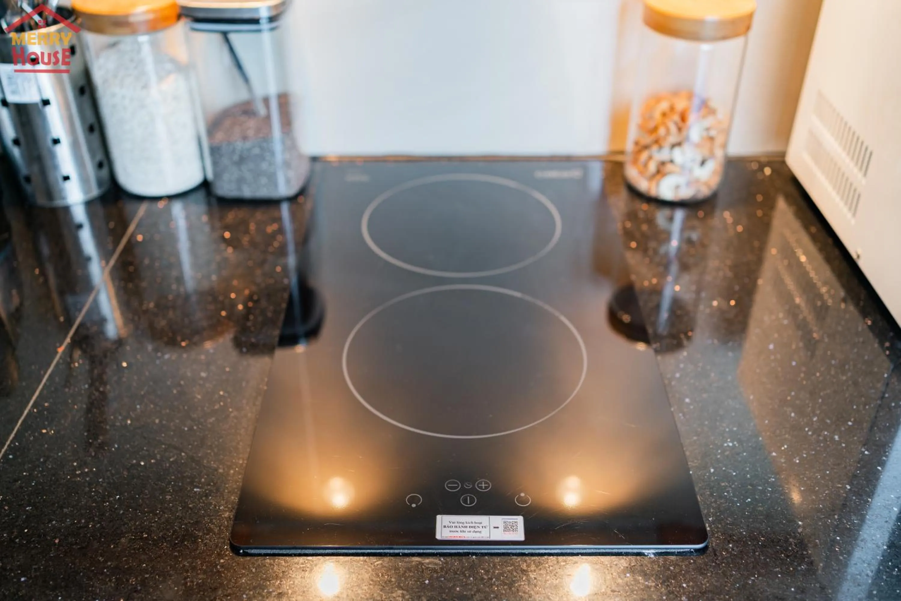 Kitchen or kitchenette in Merry House Imperia