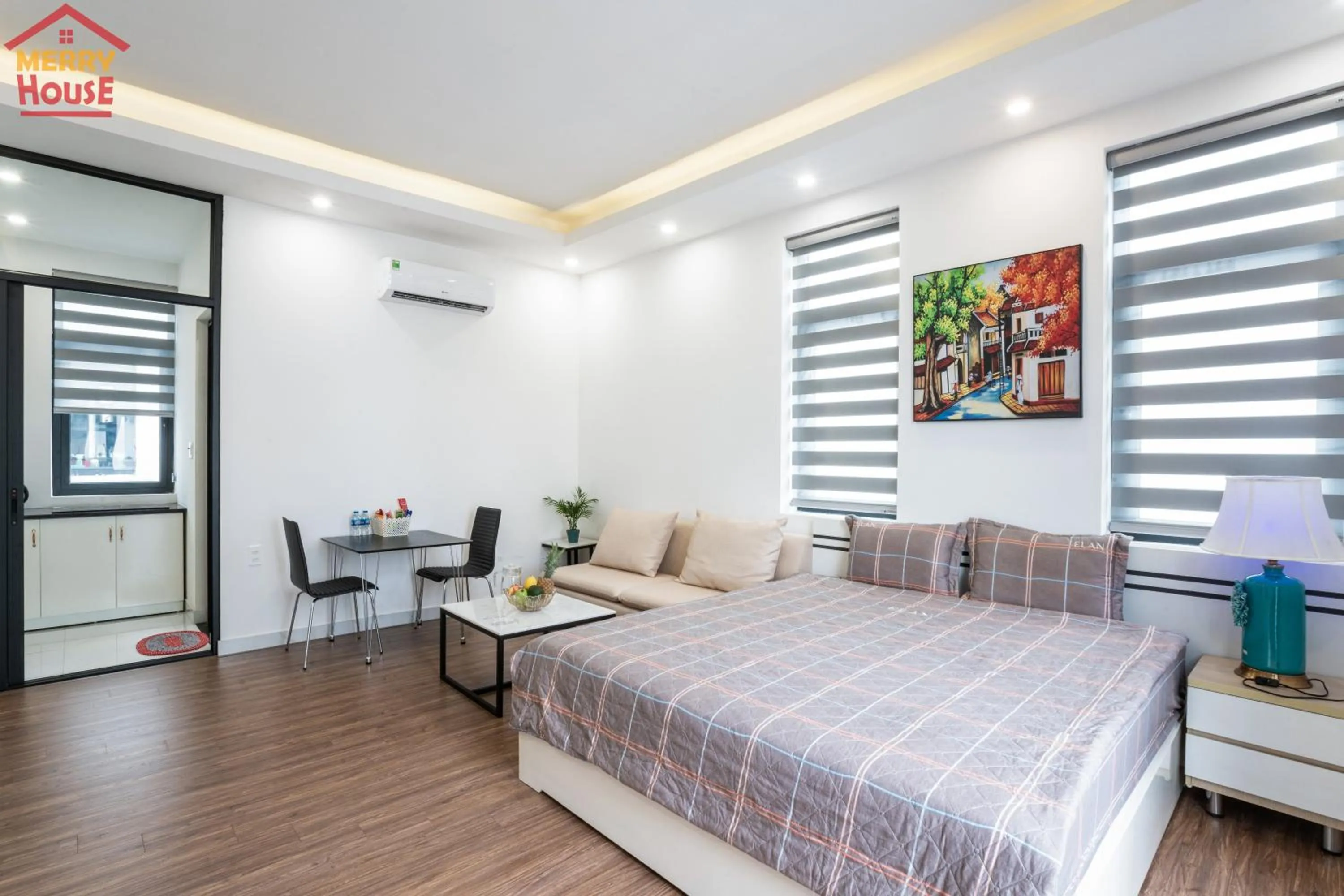 Bed in Merry House Imperia