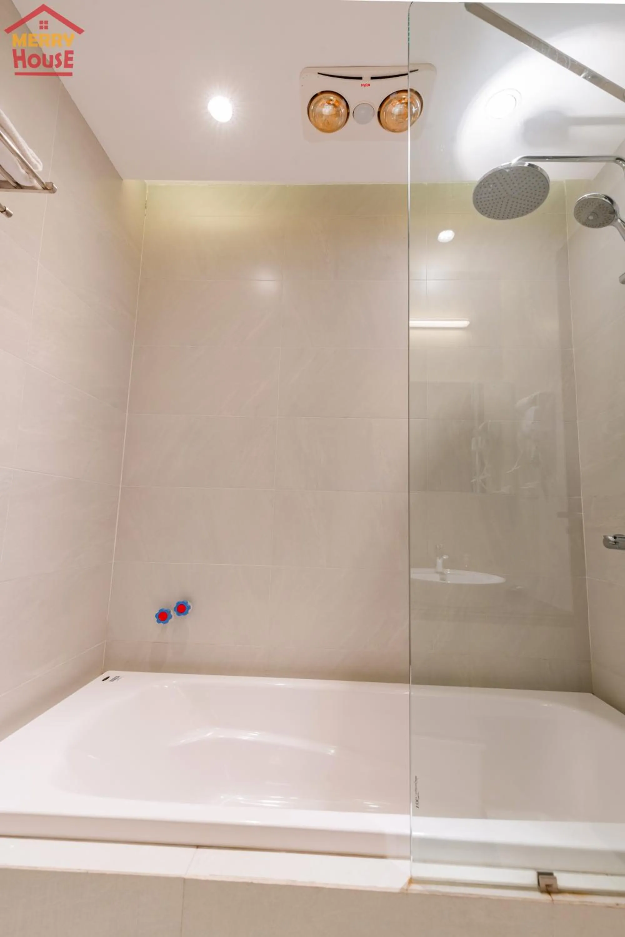 Bathroom in Merry House Imperia