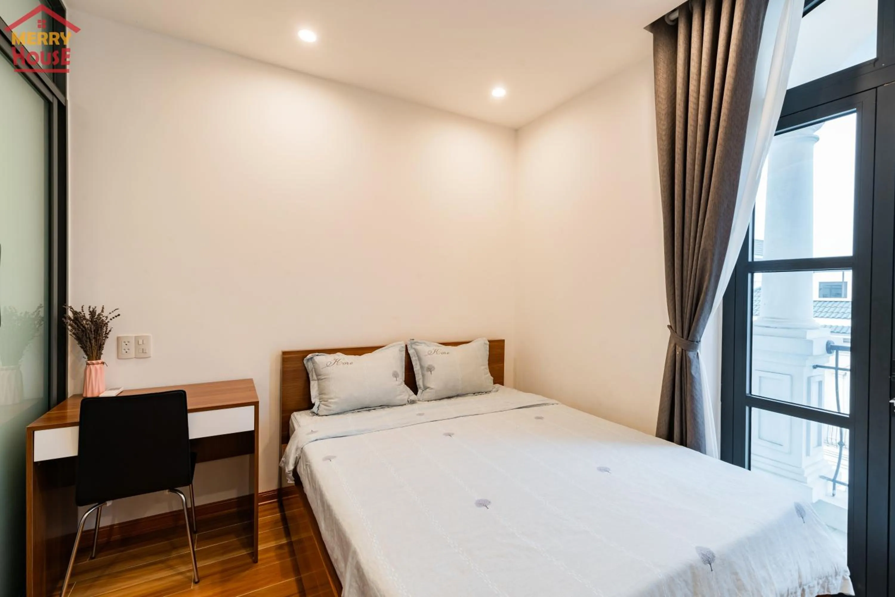 Bed in Merry House Imperia