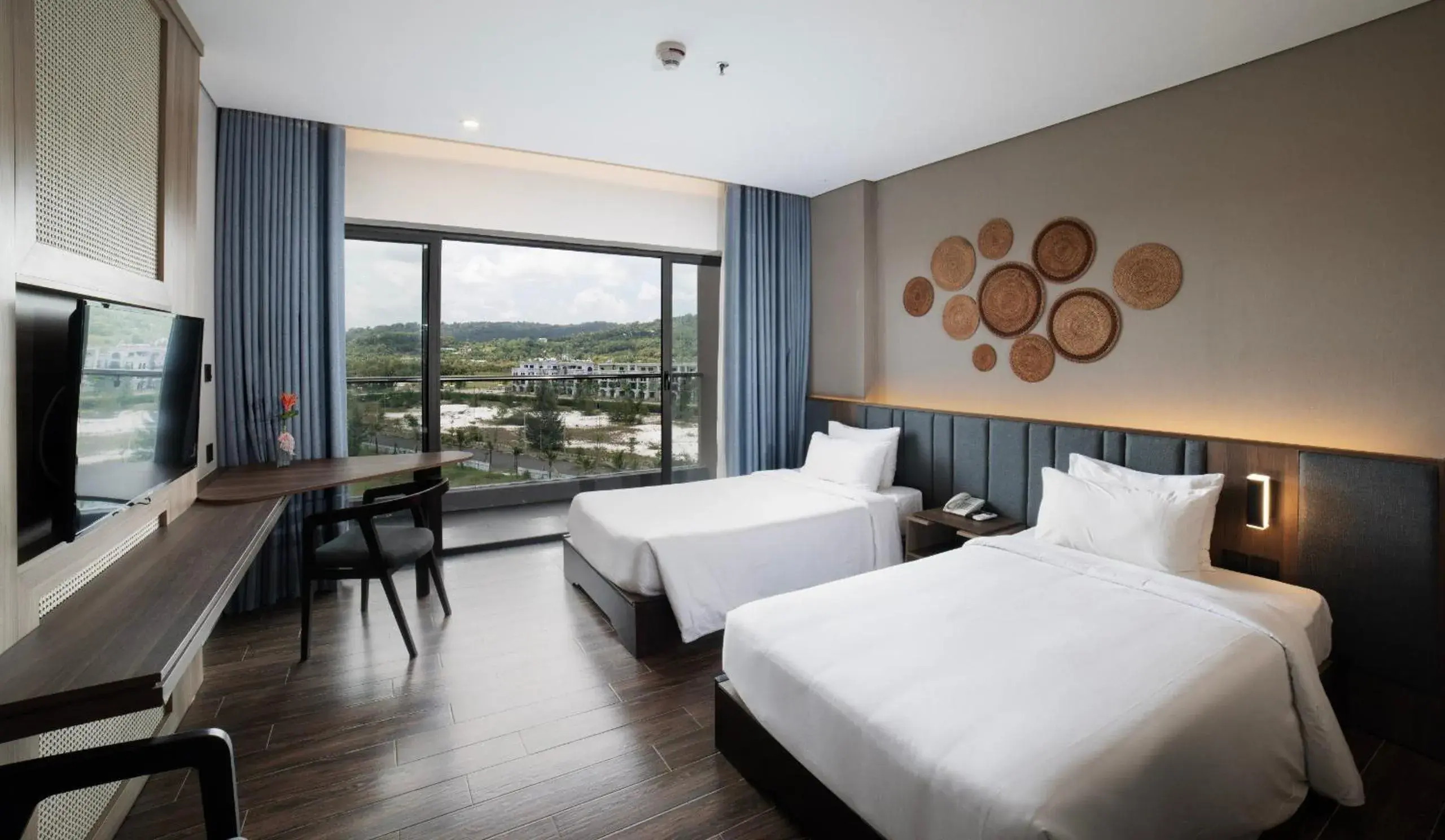 Deluxe Room with Mountain View Balcony in Sonaga Beach Resort & Villas Phu Quoc Deluxe Room with Mountain View Balcony in Sonaga Beach Resort & Villas Phu Quoc