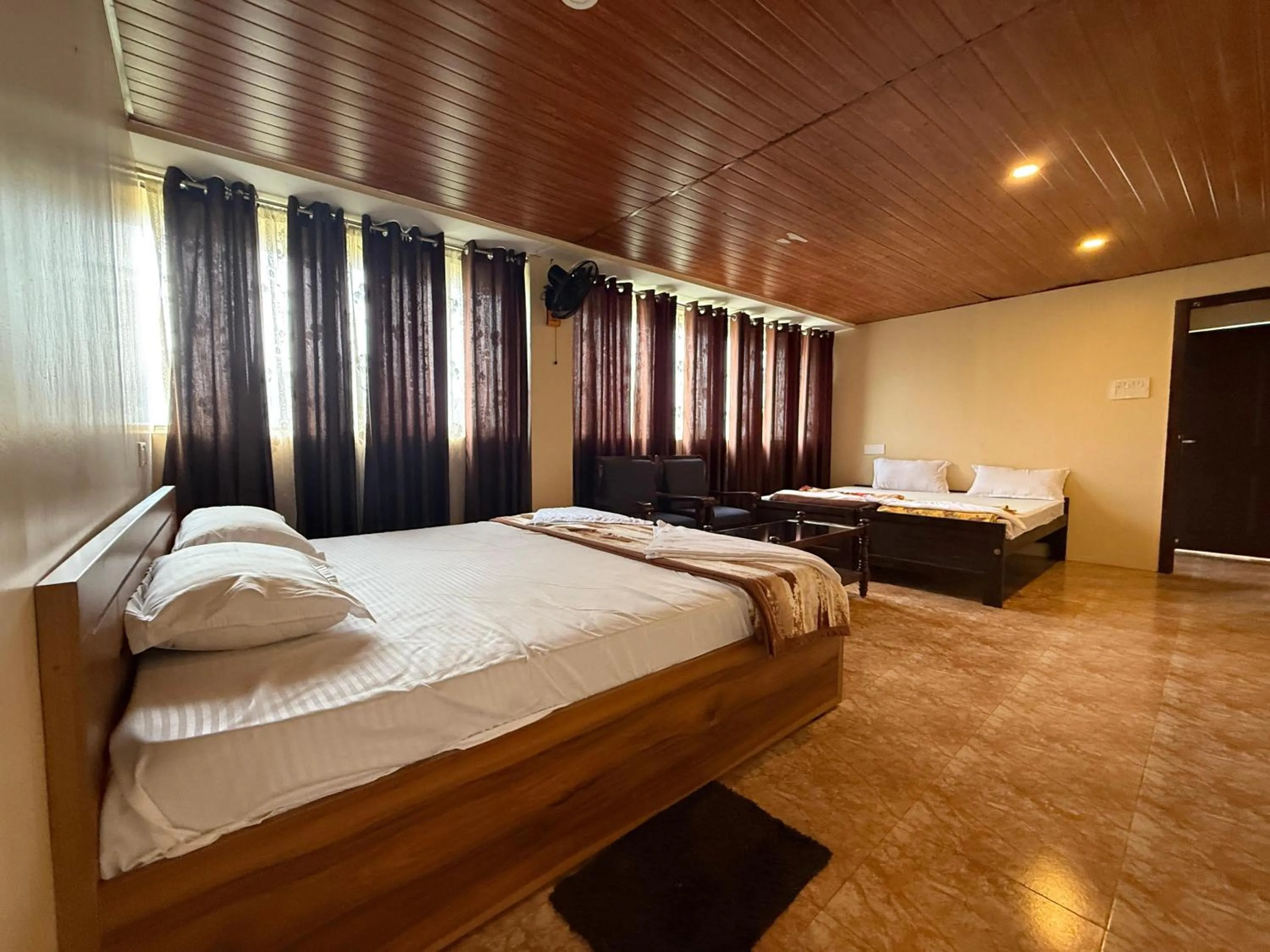 Bedroom, Bed in Biglaand Dew Castle