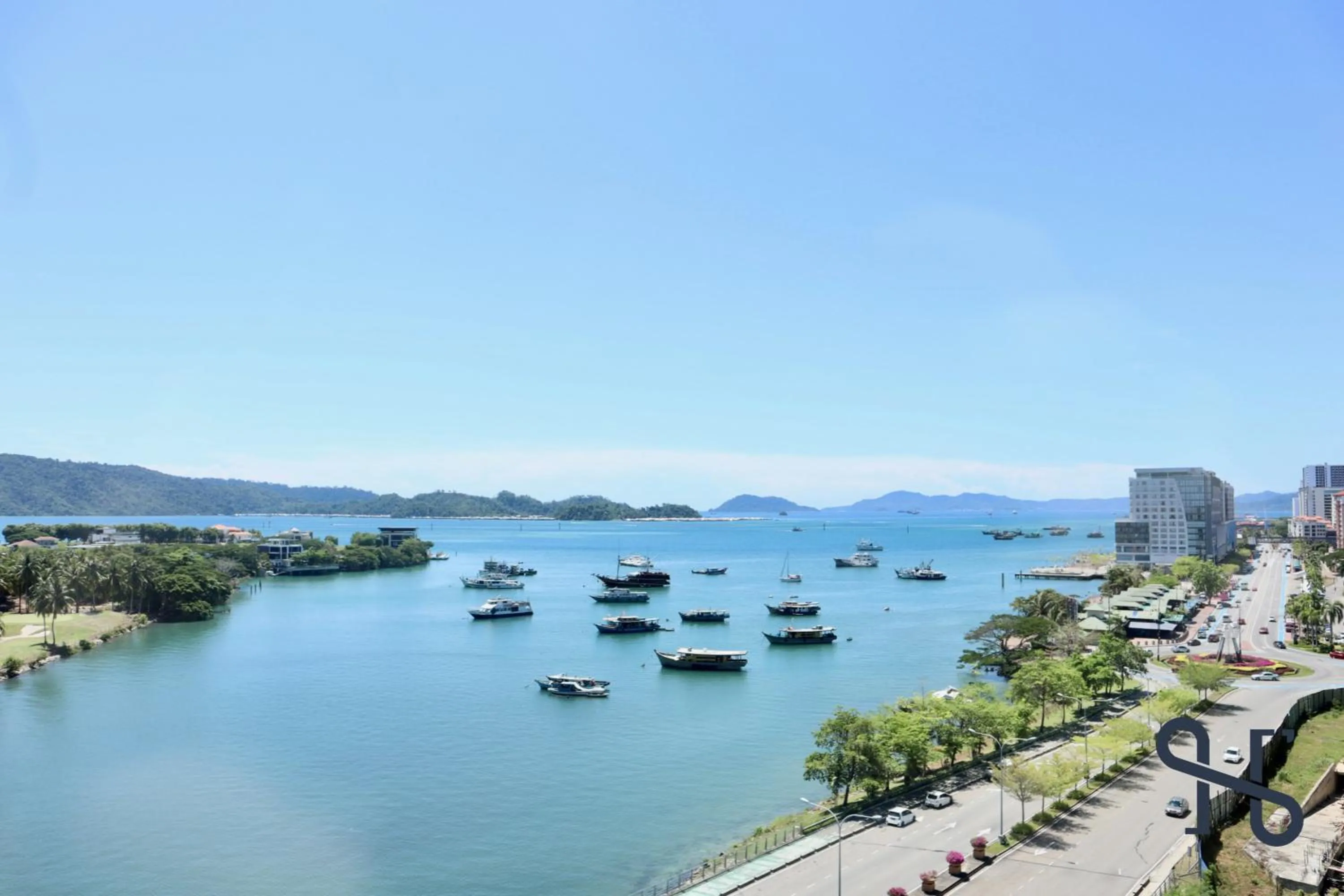 Nearby landmark in Homesuite' Home at The Loft