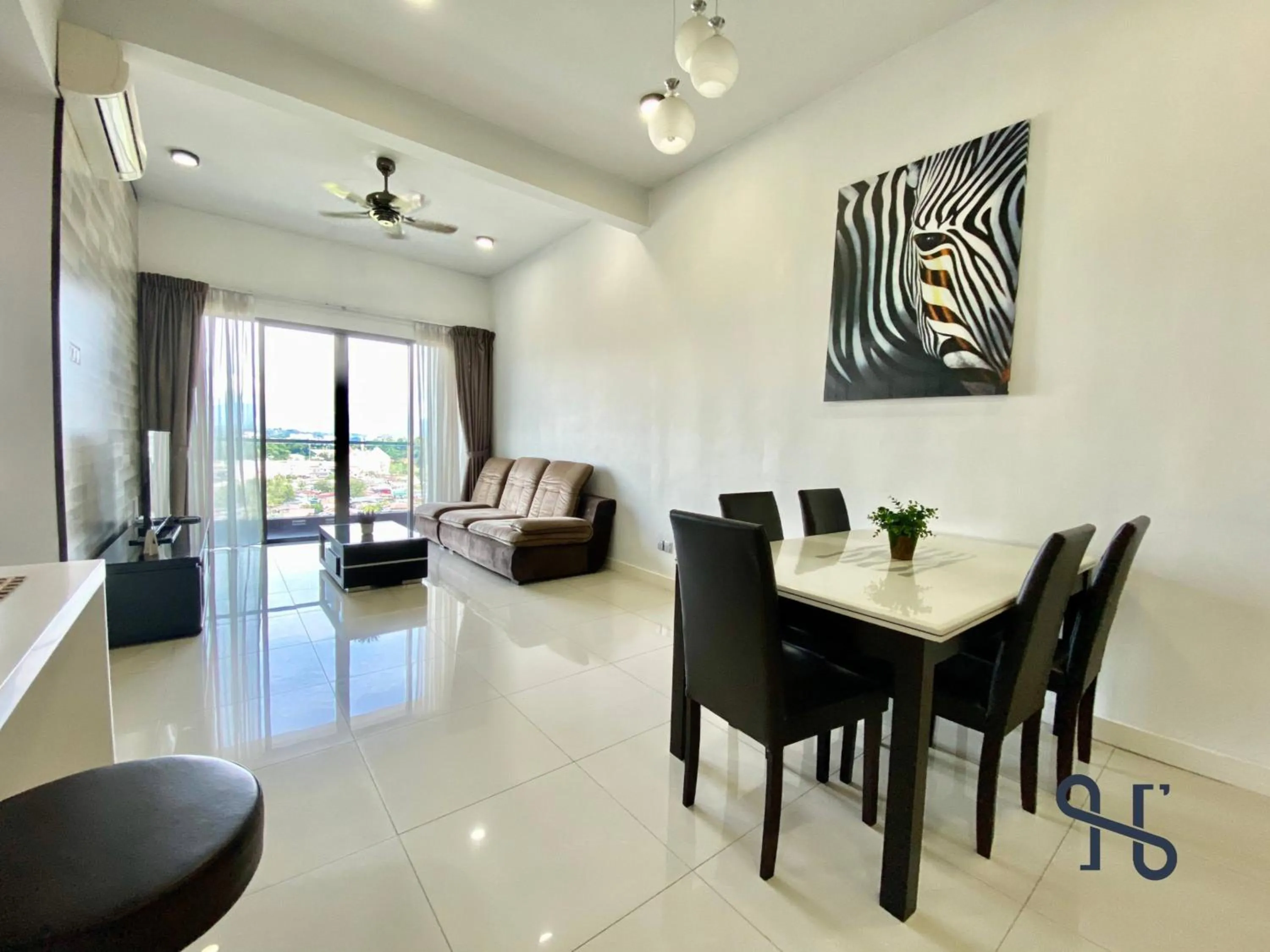 Living room in Homesuite' Home at The Loft