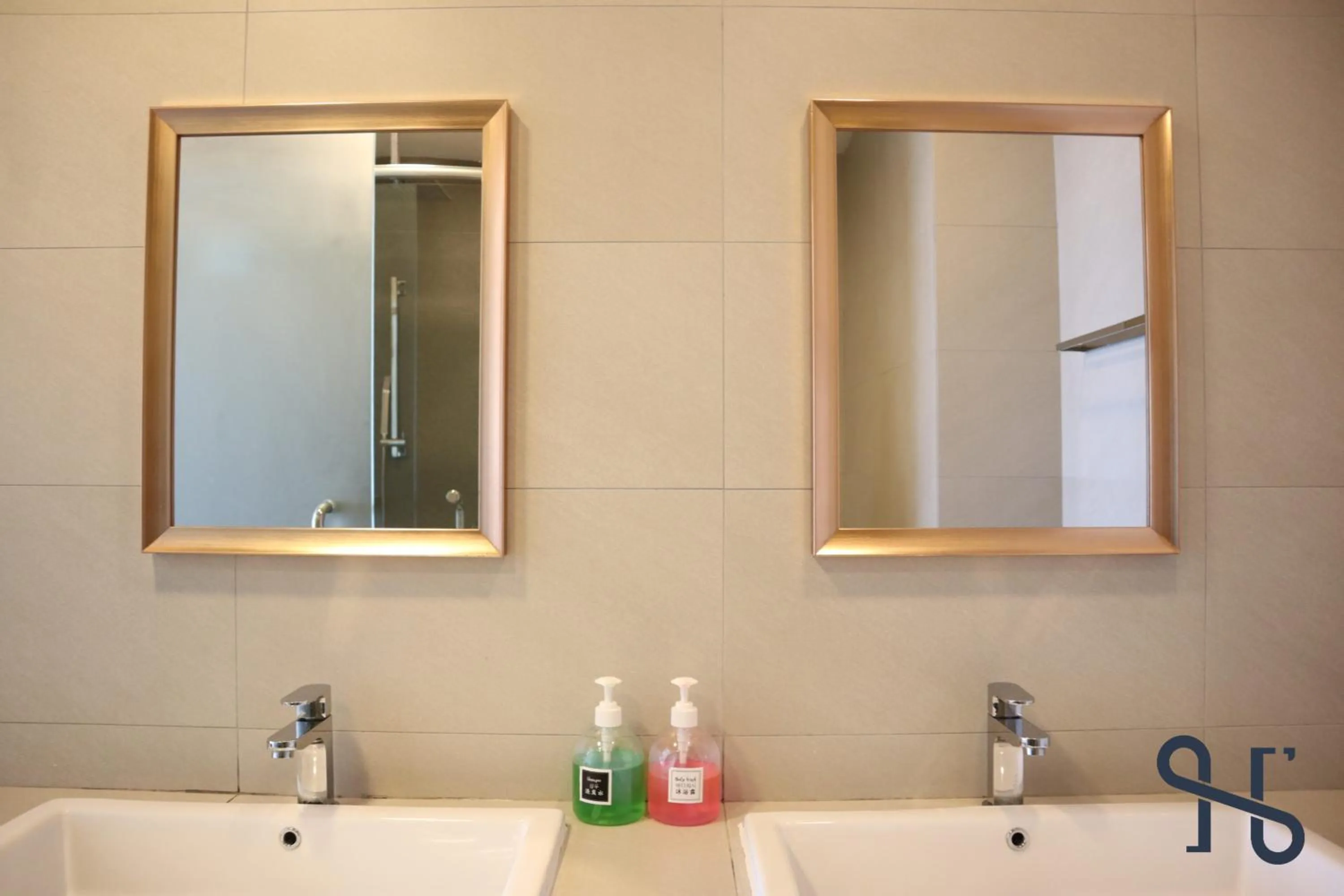 Bathroom in Homesuite' Home at The Loft