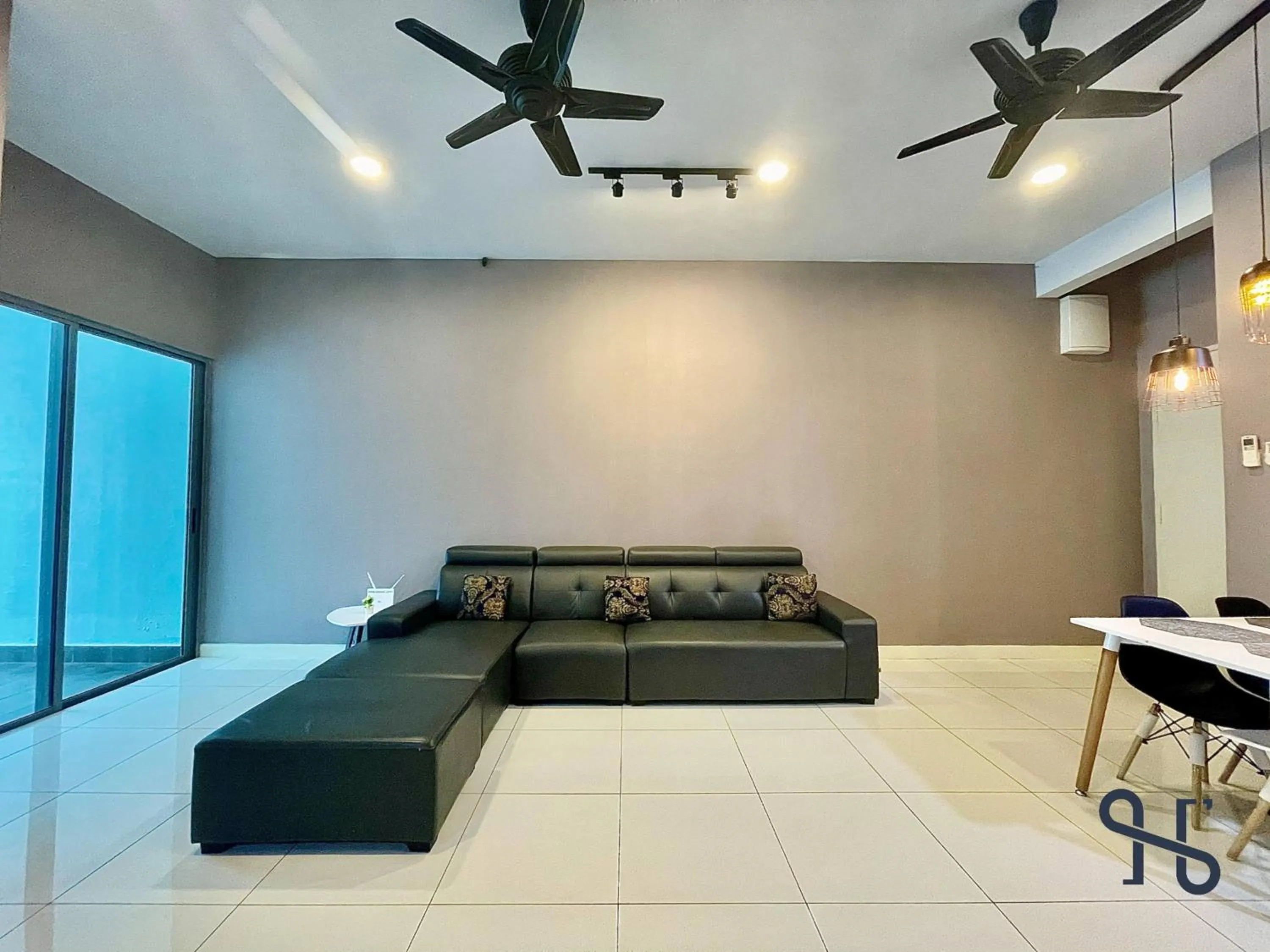 Living room in Homesuite' Home at The Loft