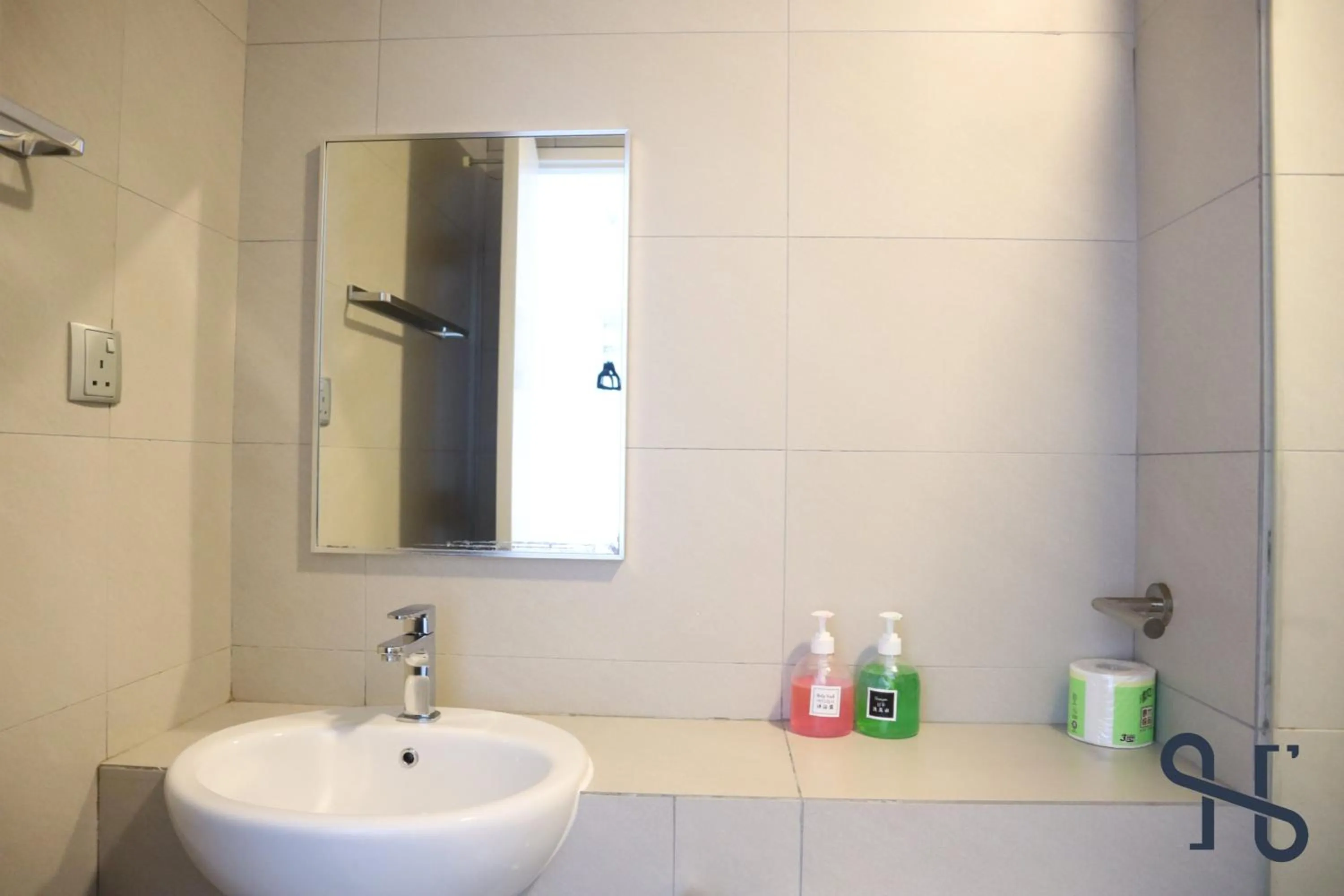 Shower in Homesuite' Home at The Loft