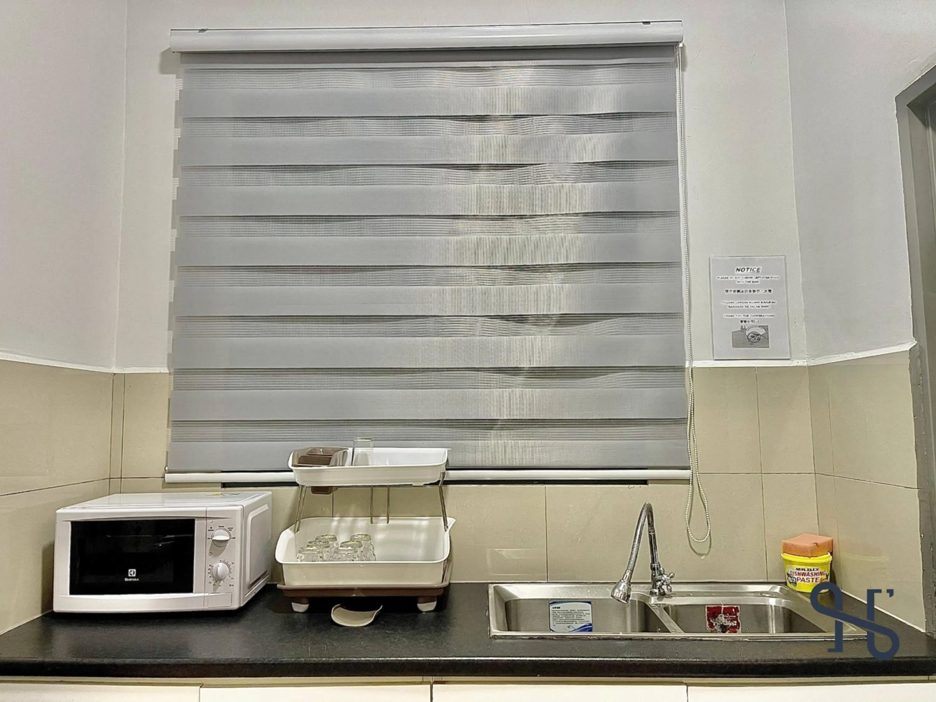 Kitchen or kitchenette in Homesuite' Home at The Loft