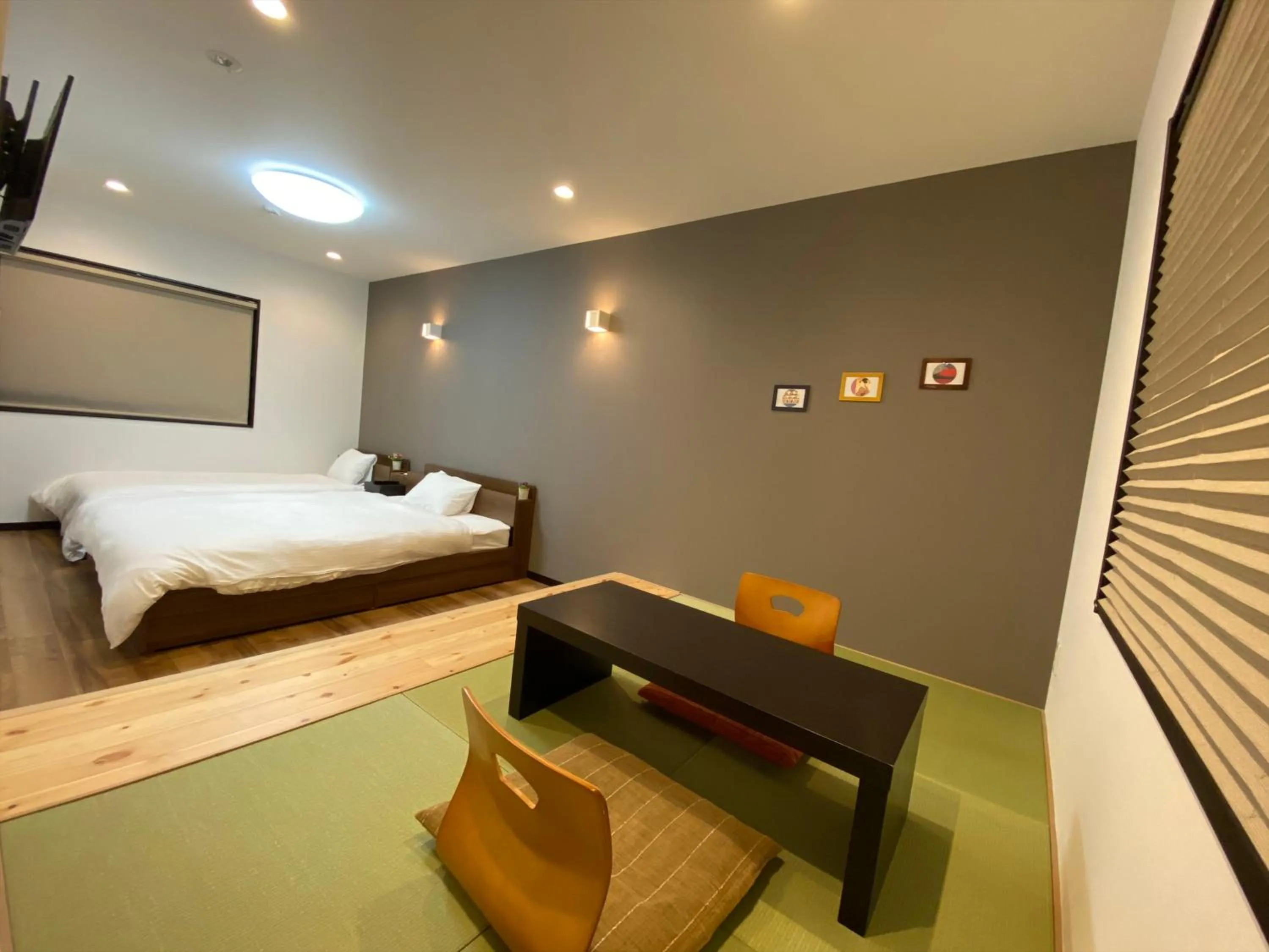 Bed in KYOTO STATION HOUSE