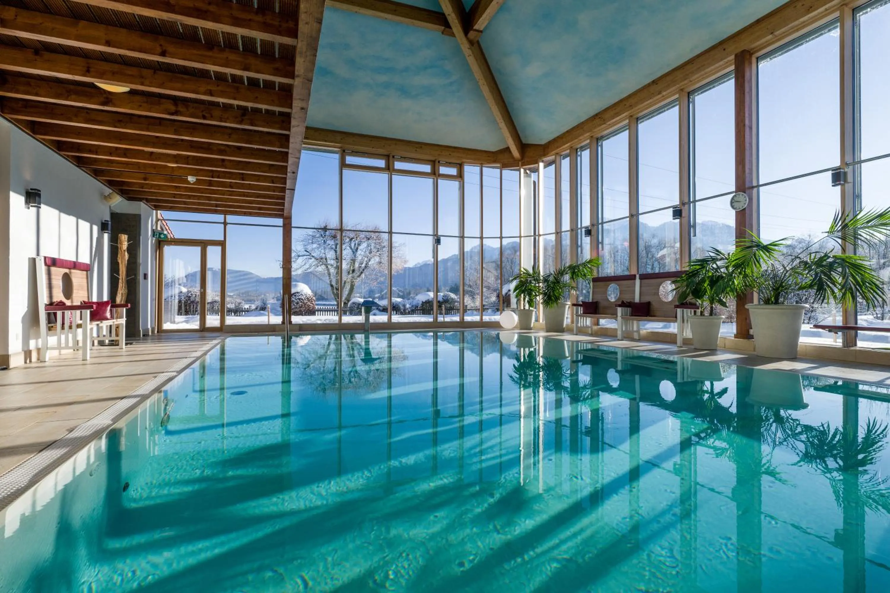 Swimming pool in Hotel Sommer - Urlaubs- und Wellnesshotel