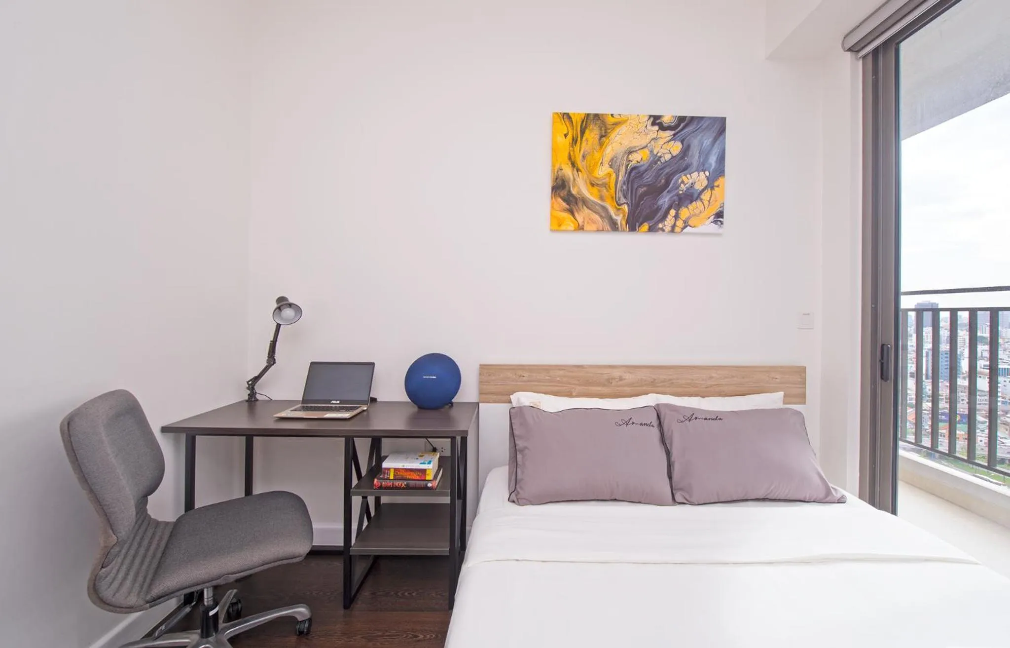 Bedroom, Bed in S Lux Apartment