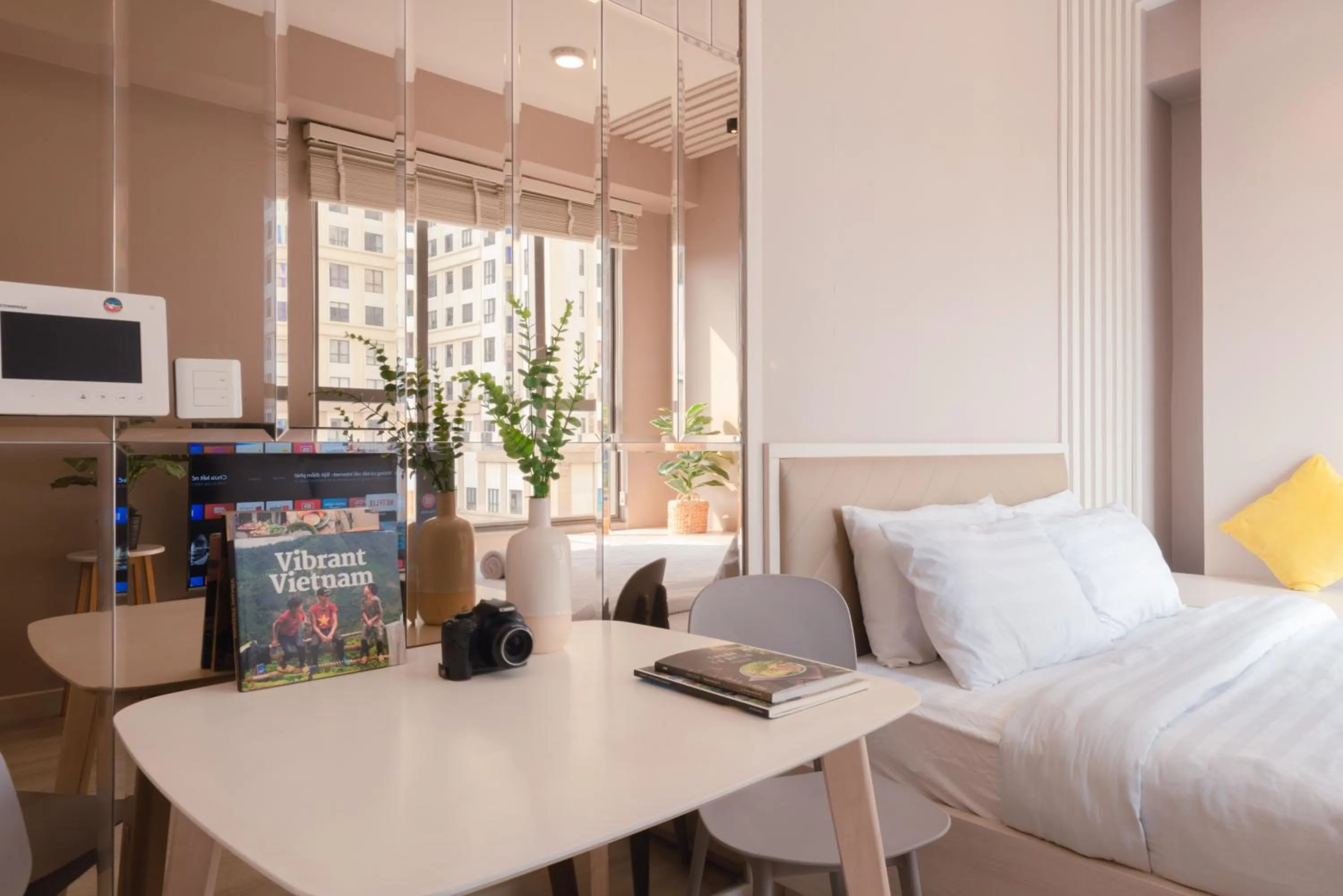 Bed in S Lux Apartment