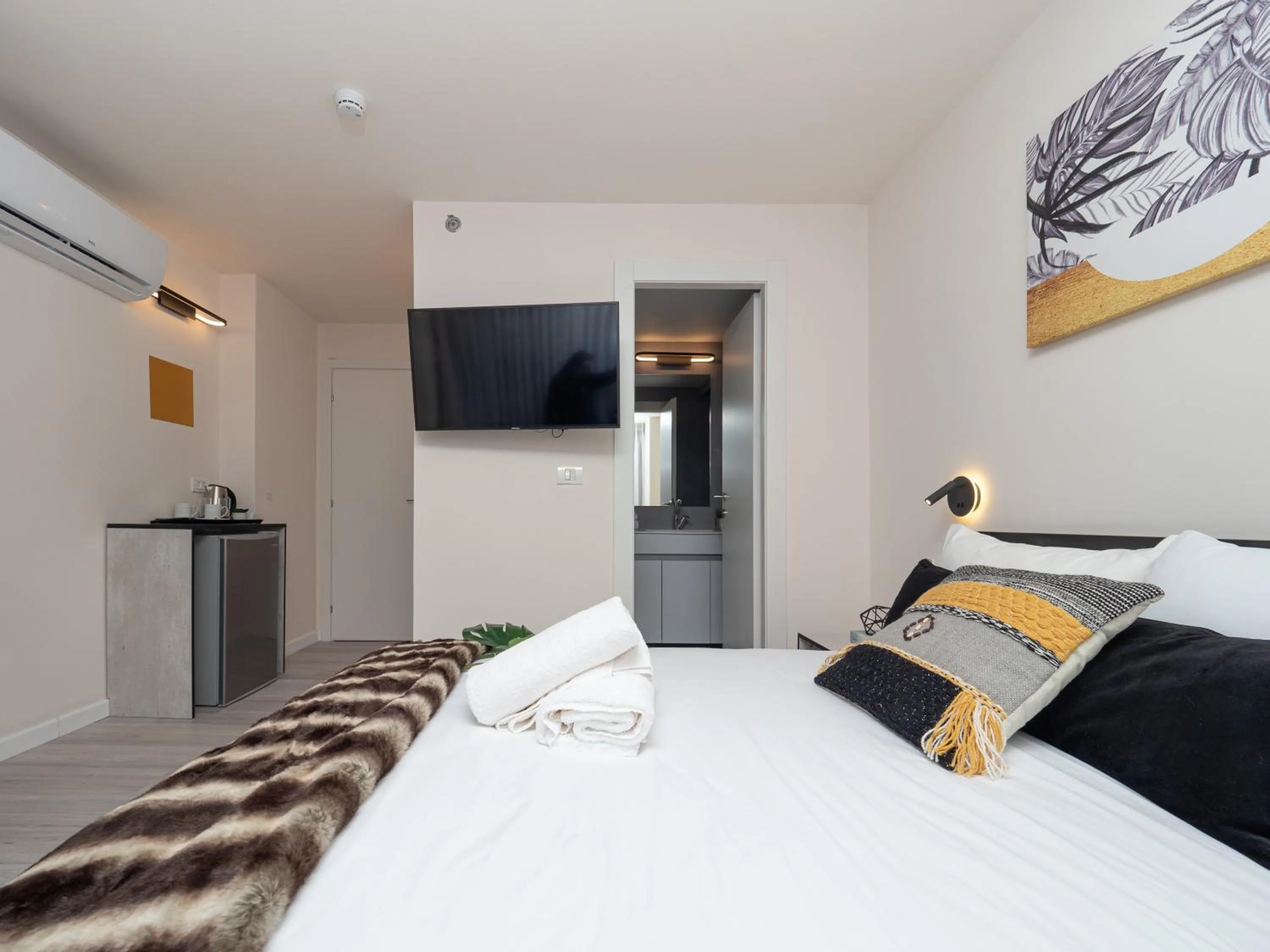 Bed in Hermitage Hotel