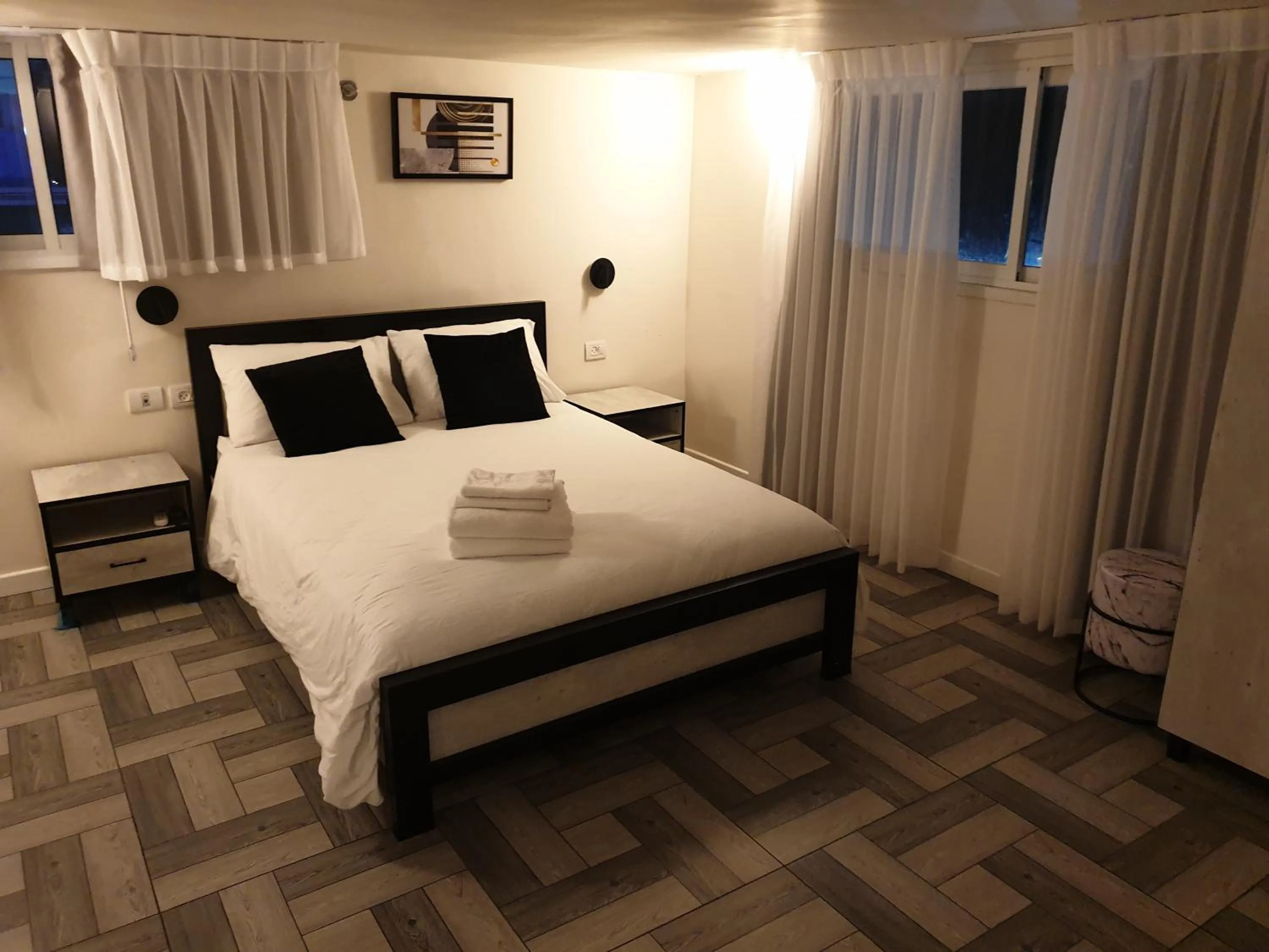 Bed in Hermitage Hotel