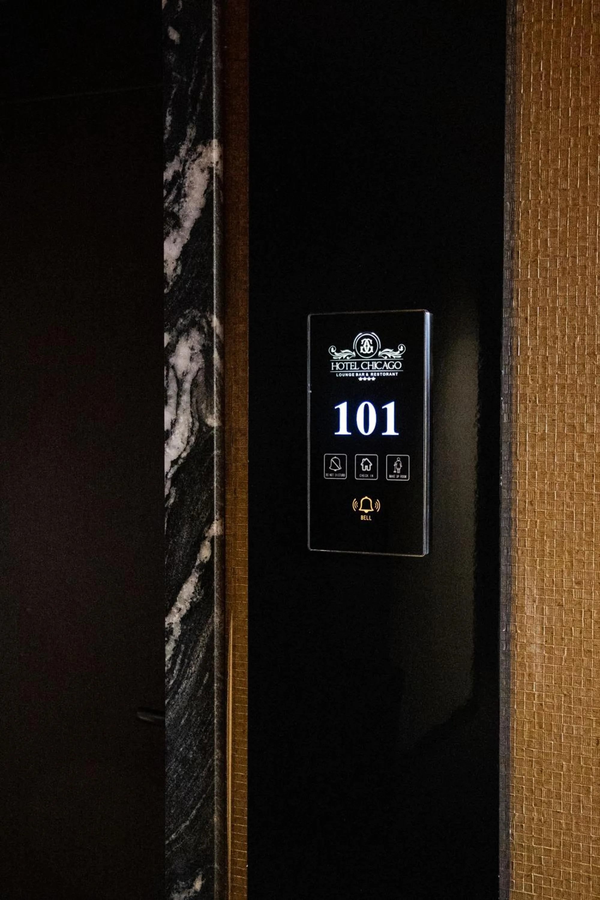 Logo/Certificate/Sign in Hotel Chicago