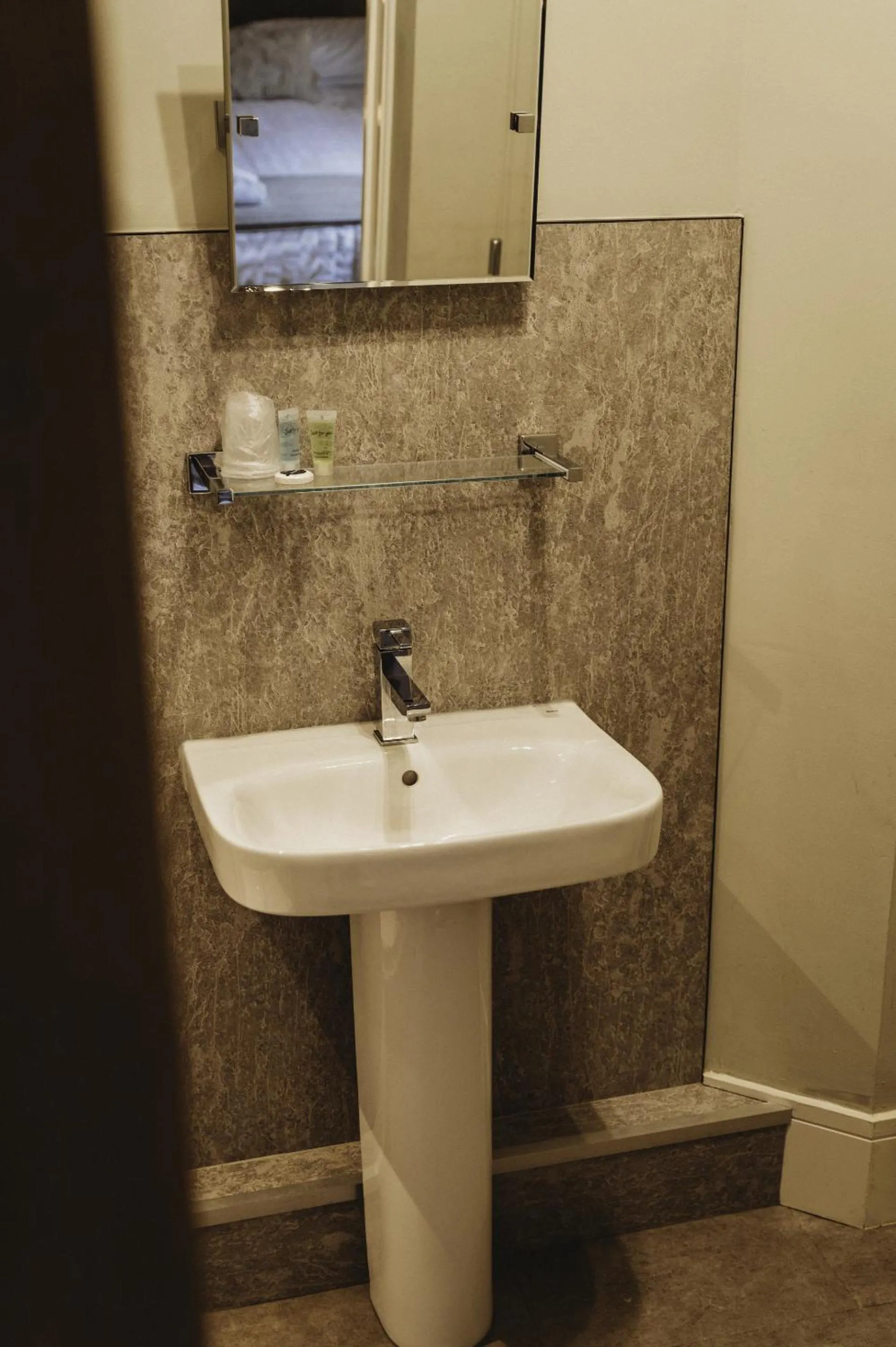 Bathroom in The White Lion Inn