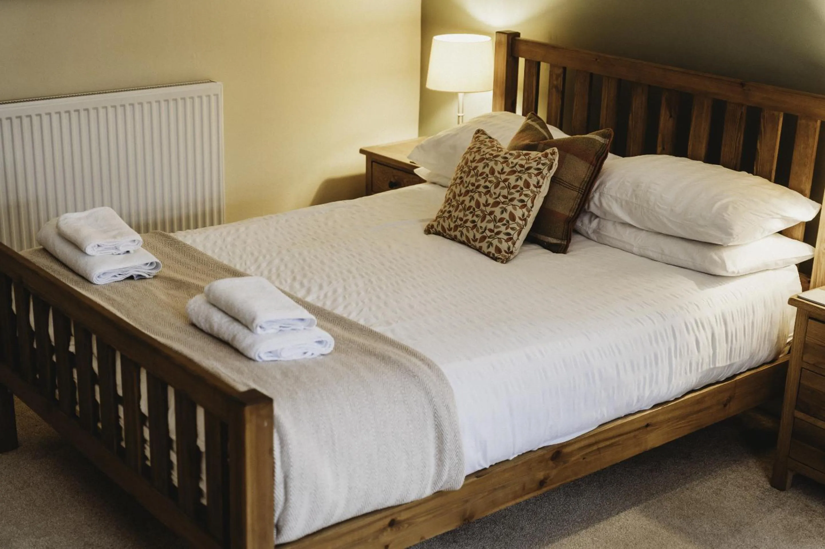 Bedroom, Bed in The White Lion Inn