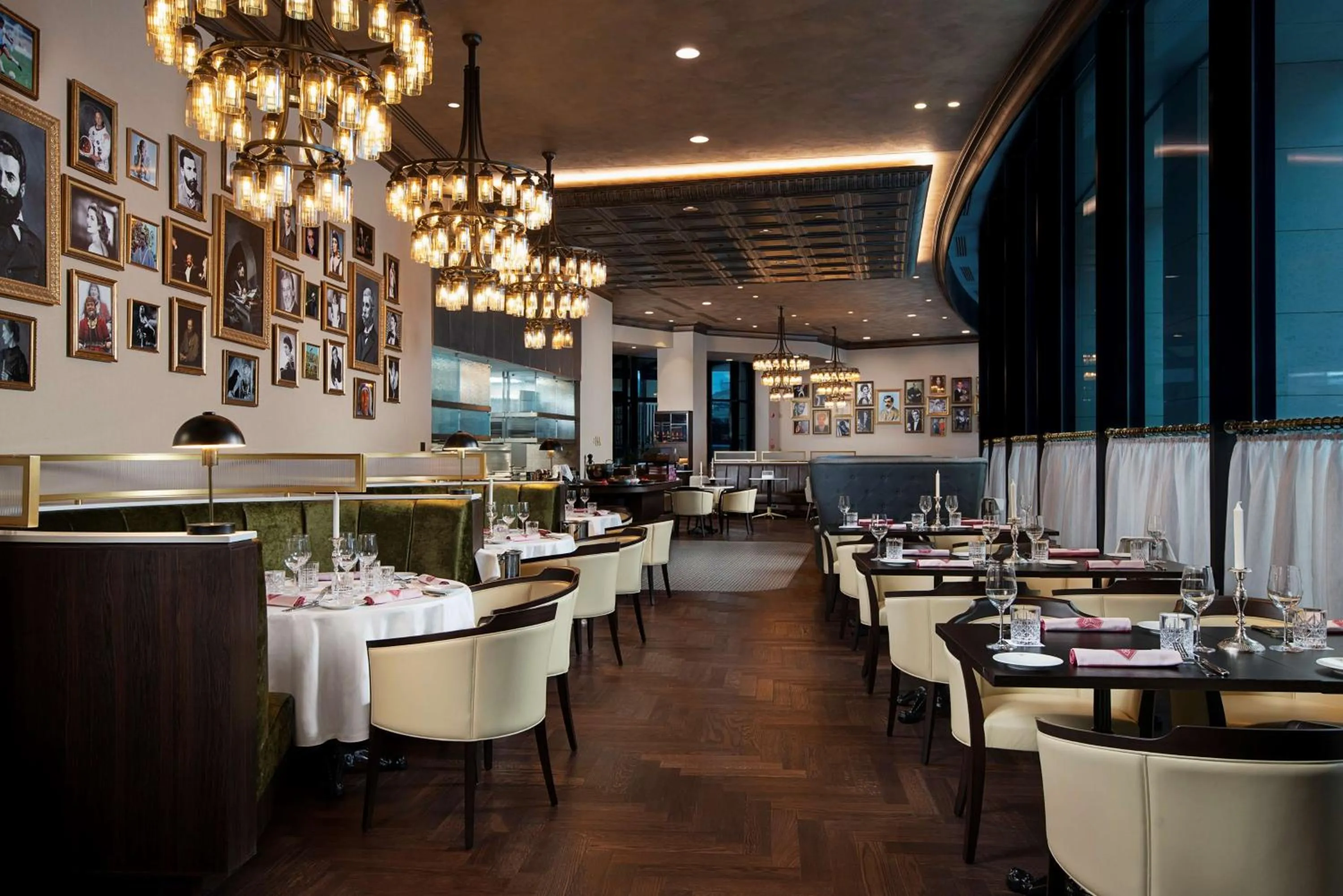 Restaurant/places to eat in Hyatt Regency Sofia