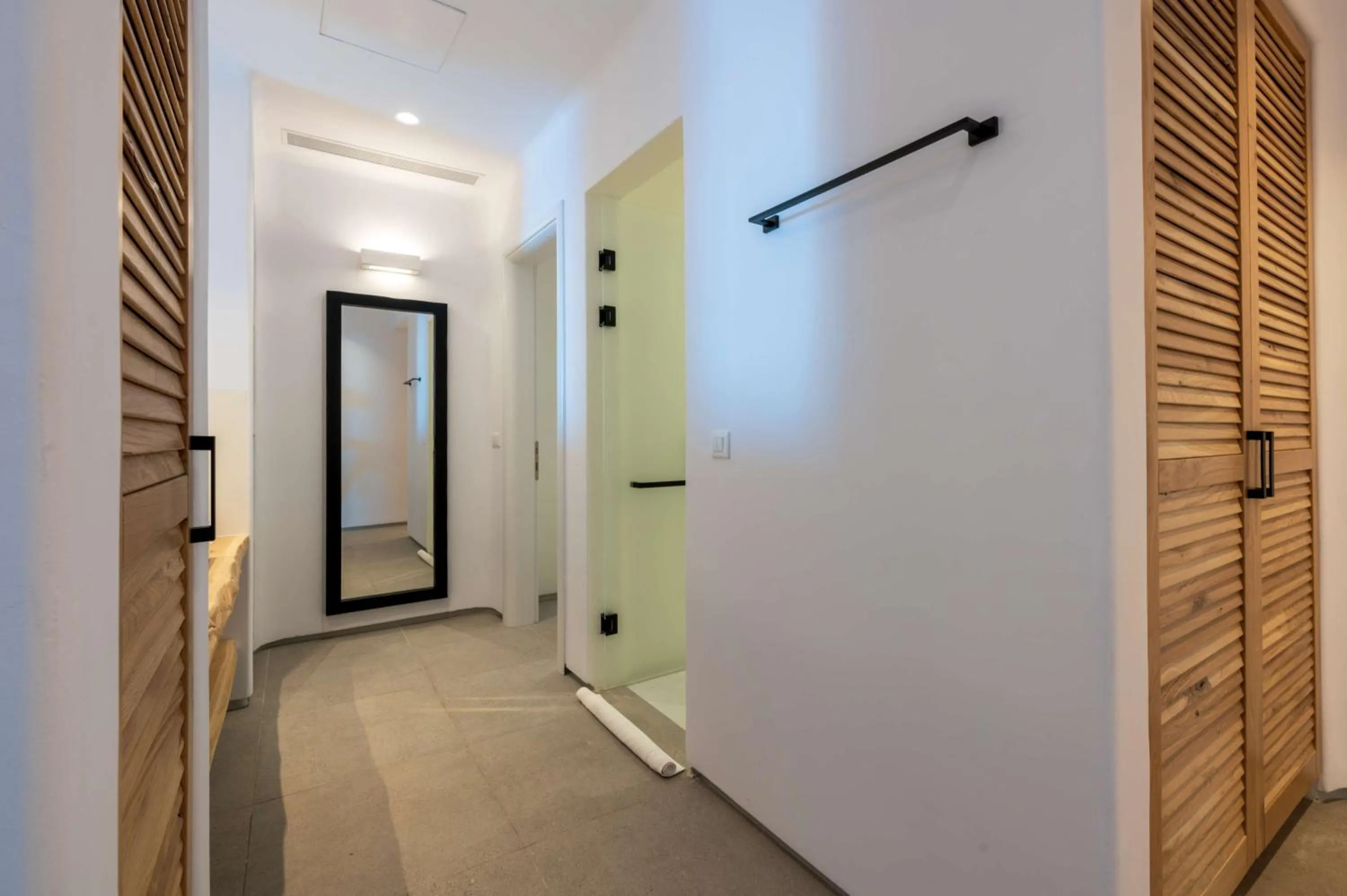 Photo of the whole room in Radisson Blu Euphoria Resort, Mykonos