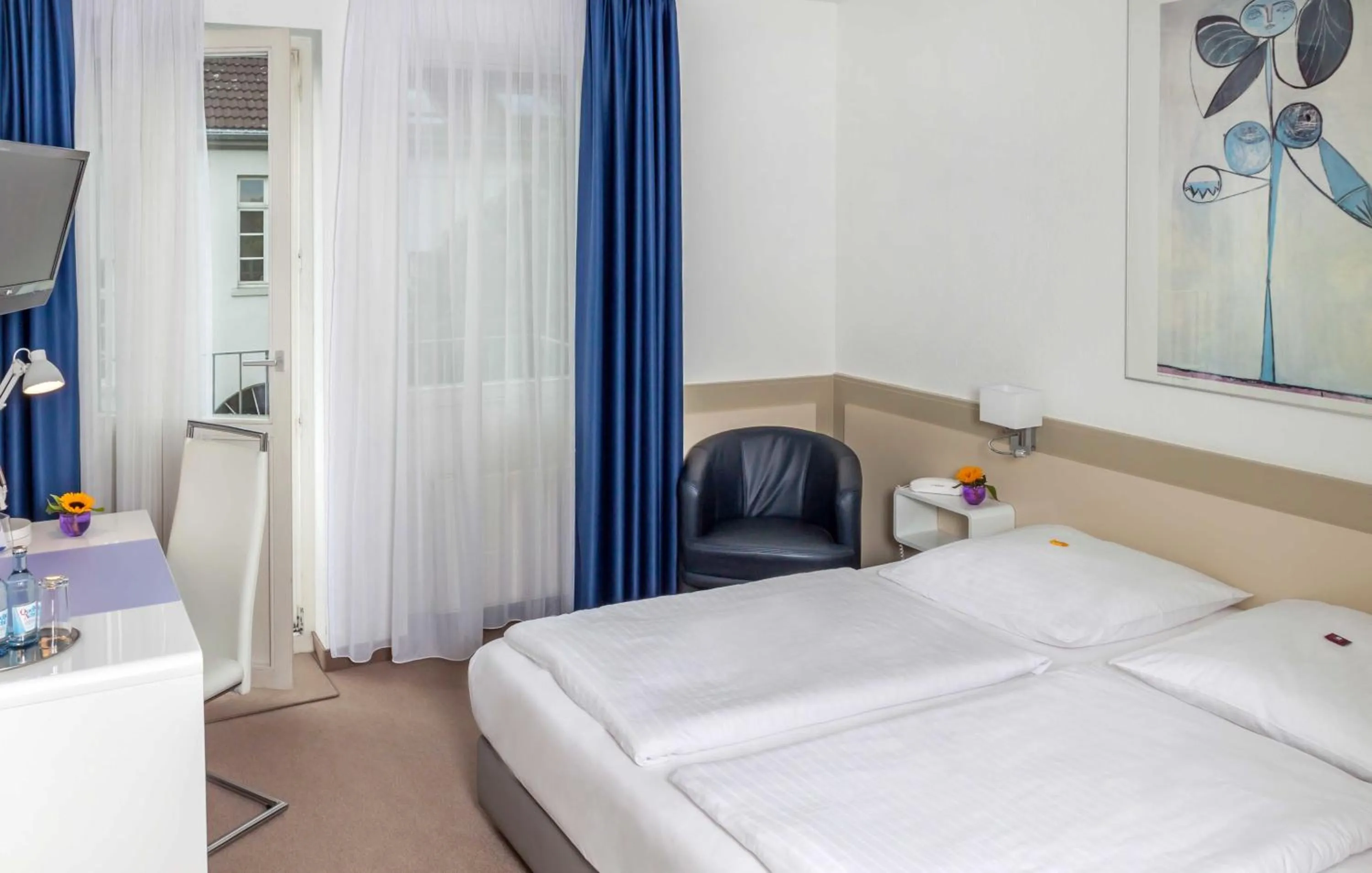 Bed in Hotel ZweiLinden Meckenheim Bonn