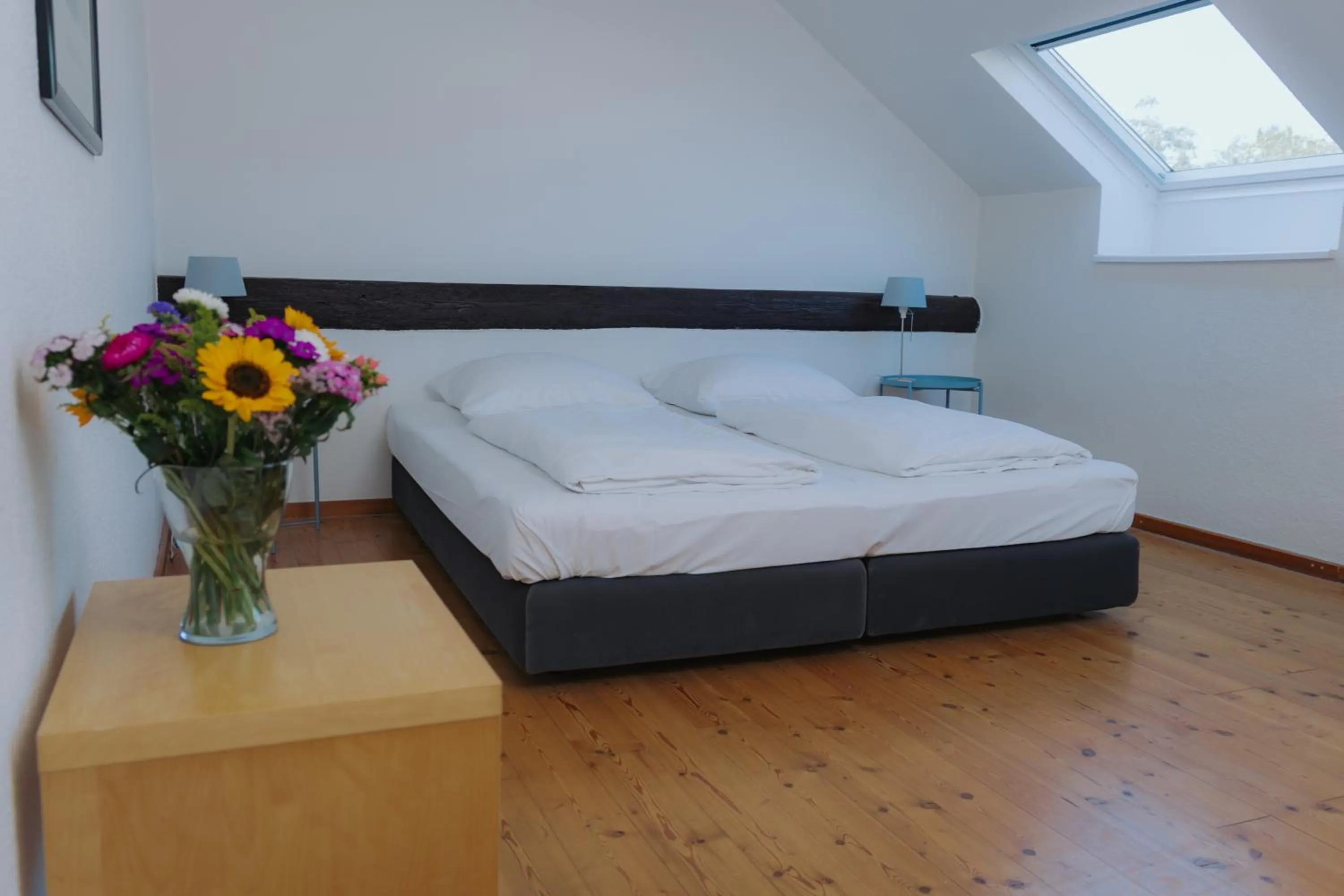 Bedroom, Bed in Hotel ZweiLinden Meckenheim Bonn