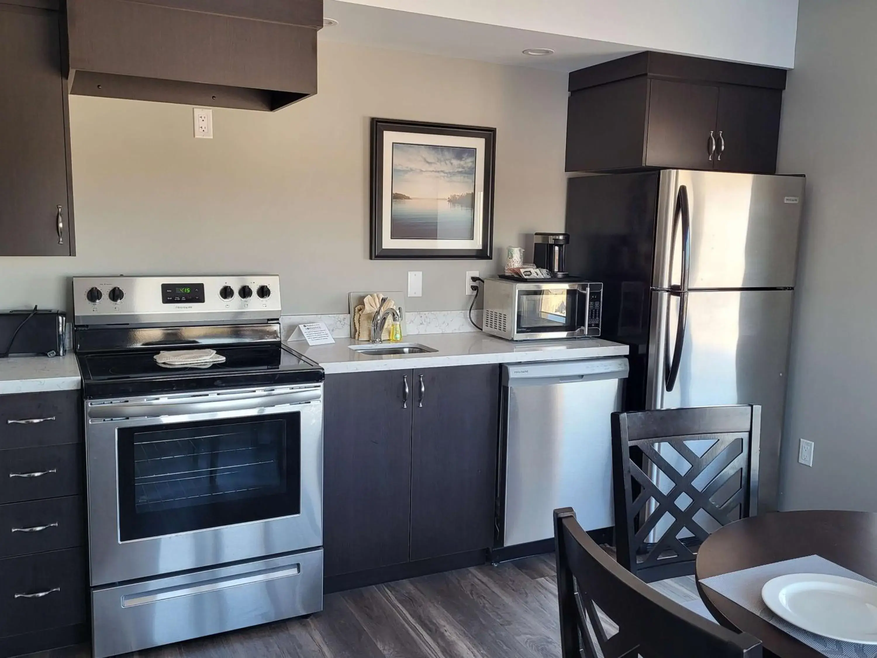 Queen Suite with Two Queen Beds in Best Western Premier Northwood Hotel Queen Suite with Two Queen Beds in Best Western Premier Northwood Hotel