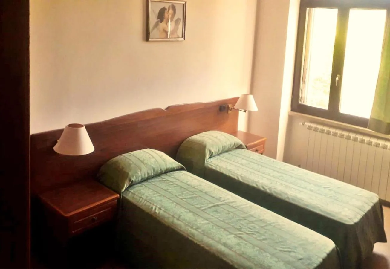 Bedroom, Bed in B&B Valle Florina