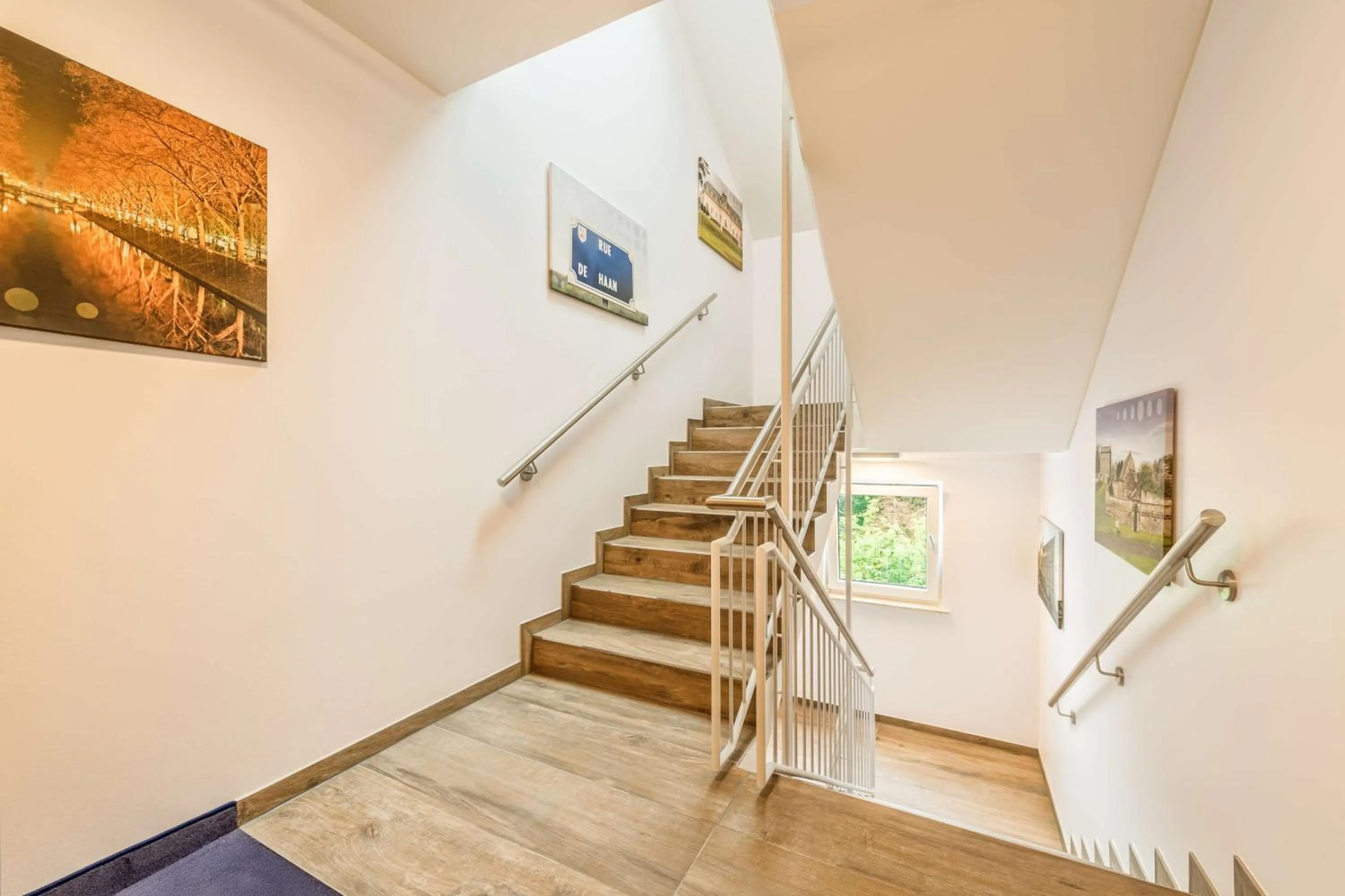 Lobby or reception in Best Western Plus Hotel Stadtquartier Haan