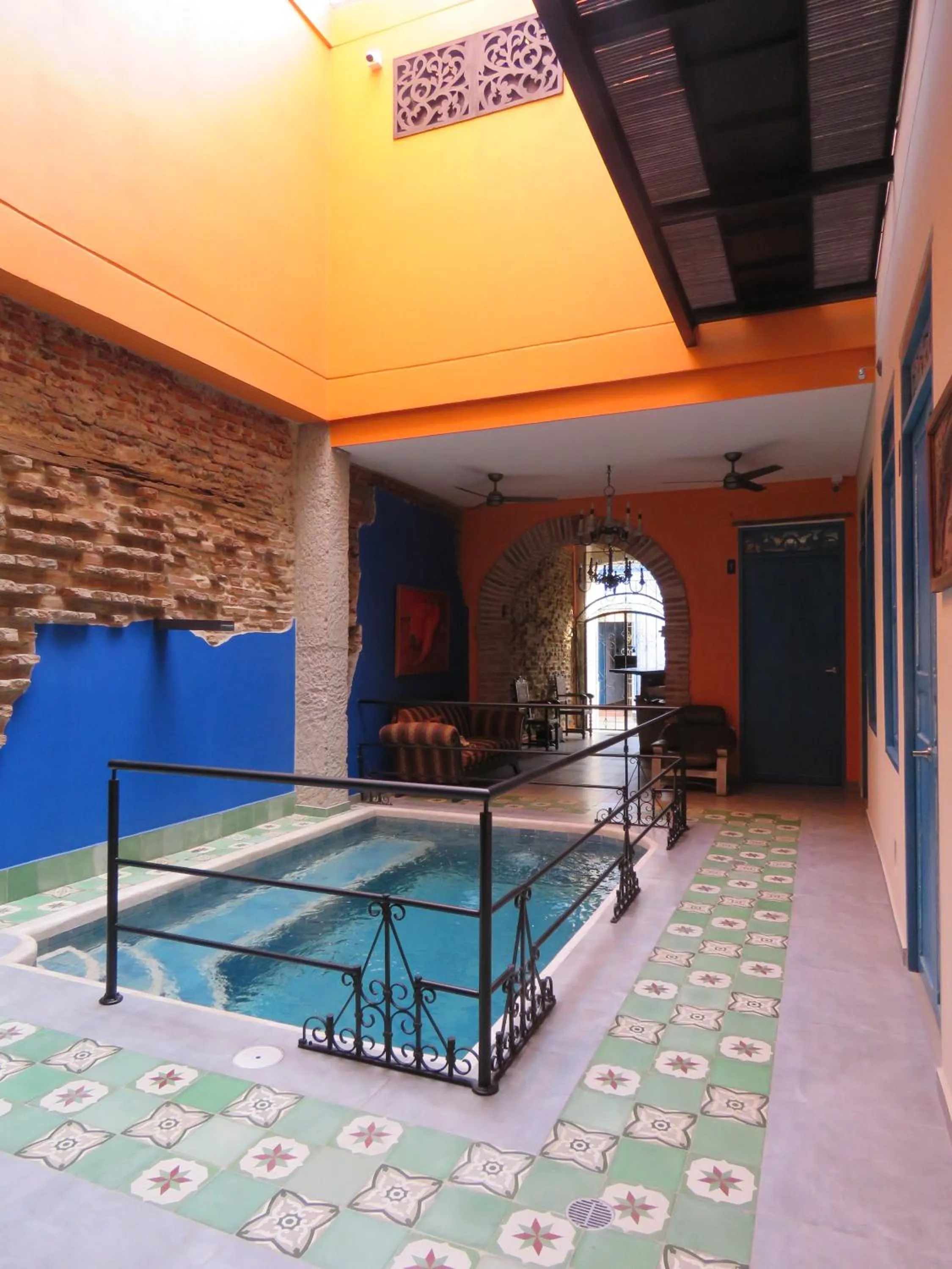 Swimming pool in Hotel Boutique La Solera Del Pozo