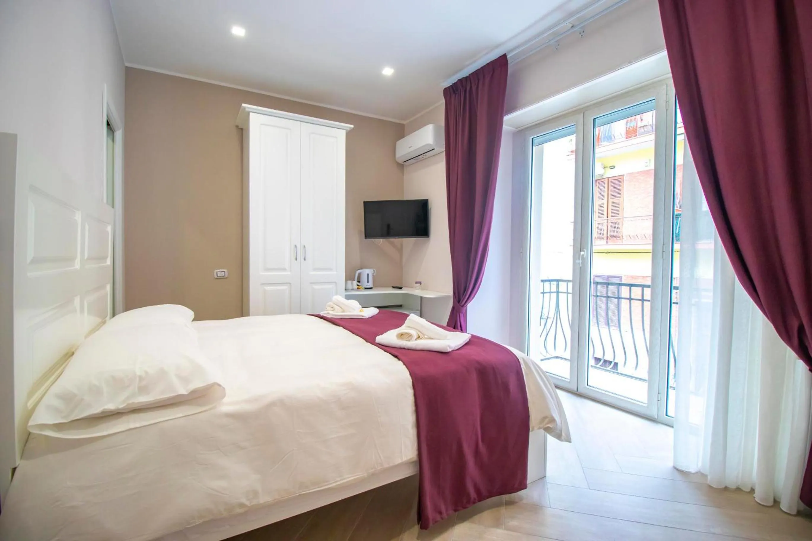 Coffee/tea facilities, Bed in Dimora Costantino