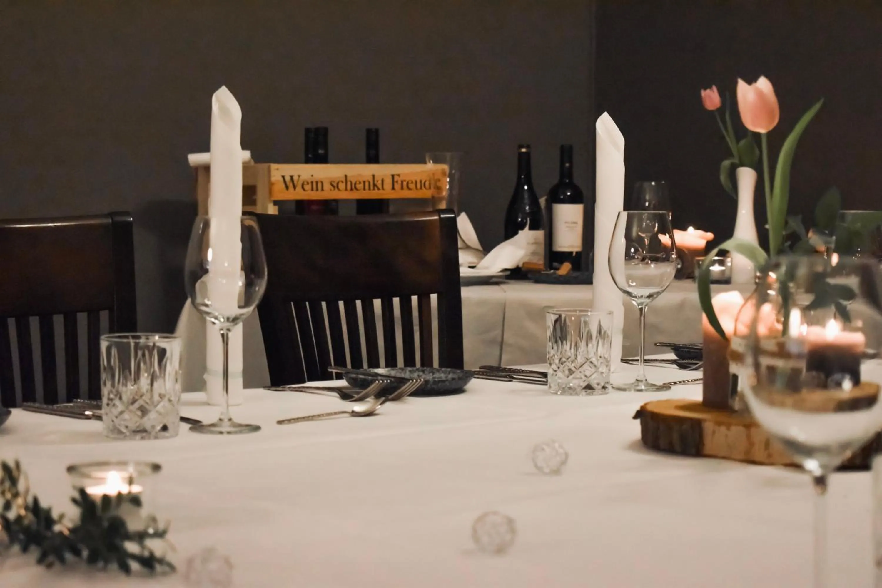 Restaurant/places to eat in Bergmark Hotel