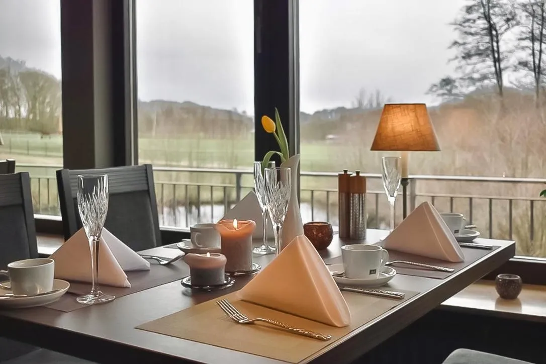 Restaurant/places to eat in Bergmark Hotel