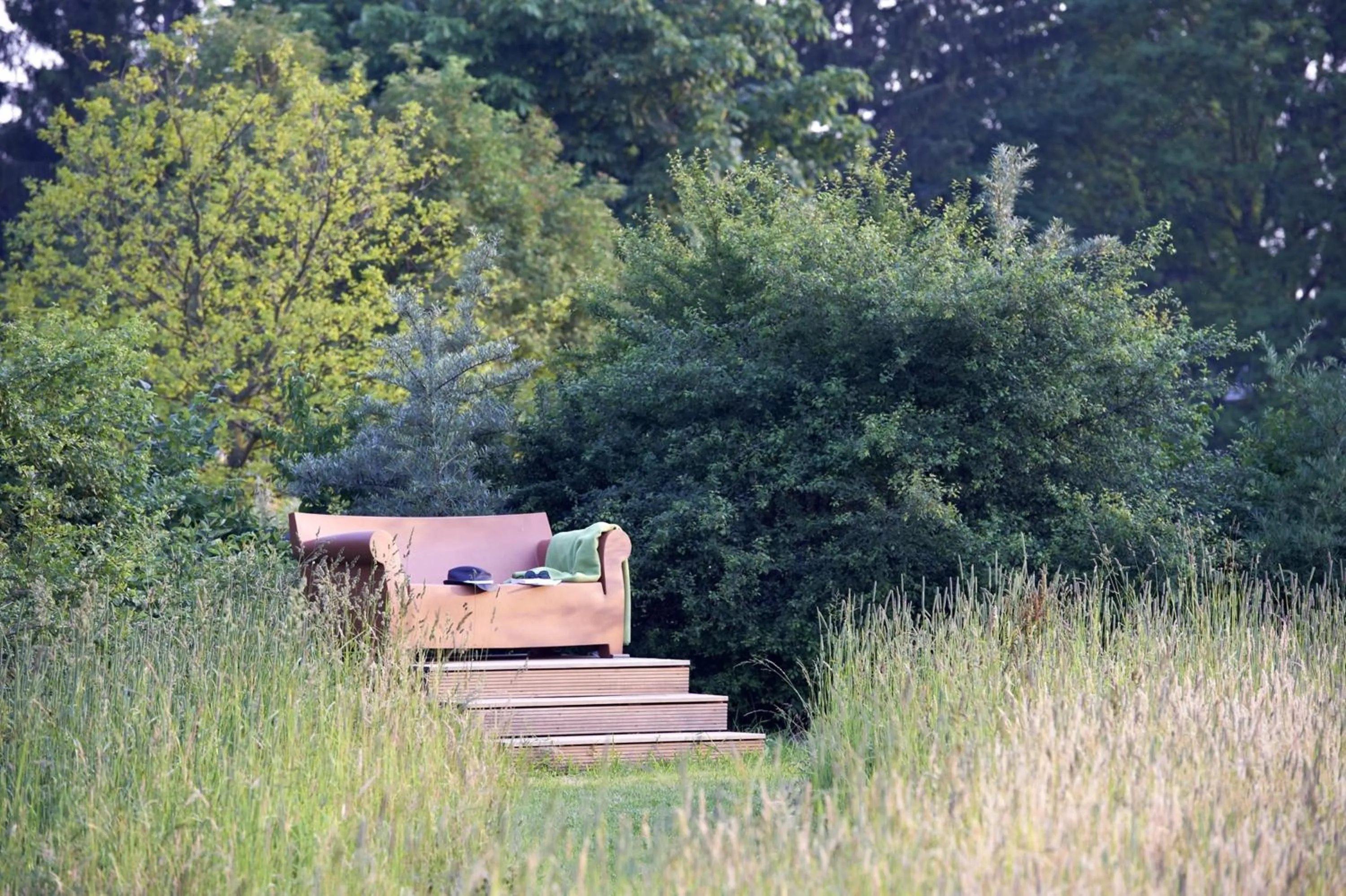 Garden view in Mintrops Land Hotel Burgaltendorf