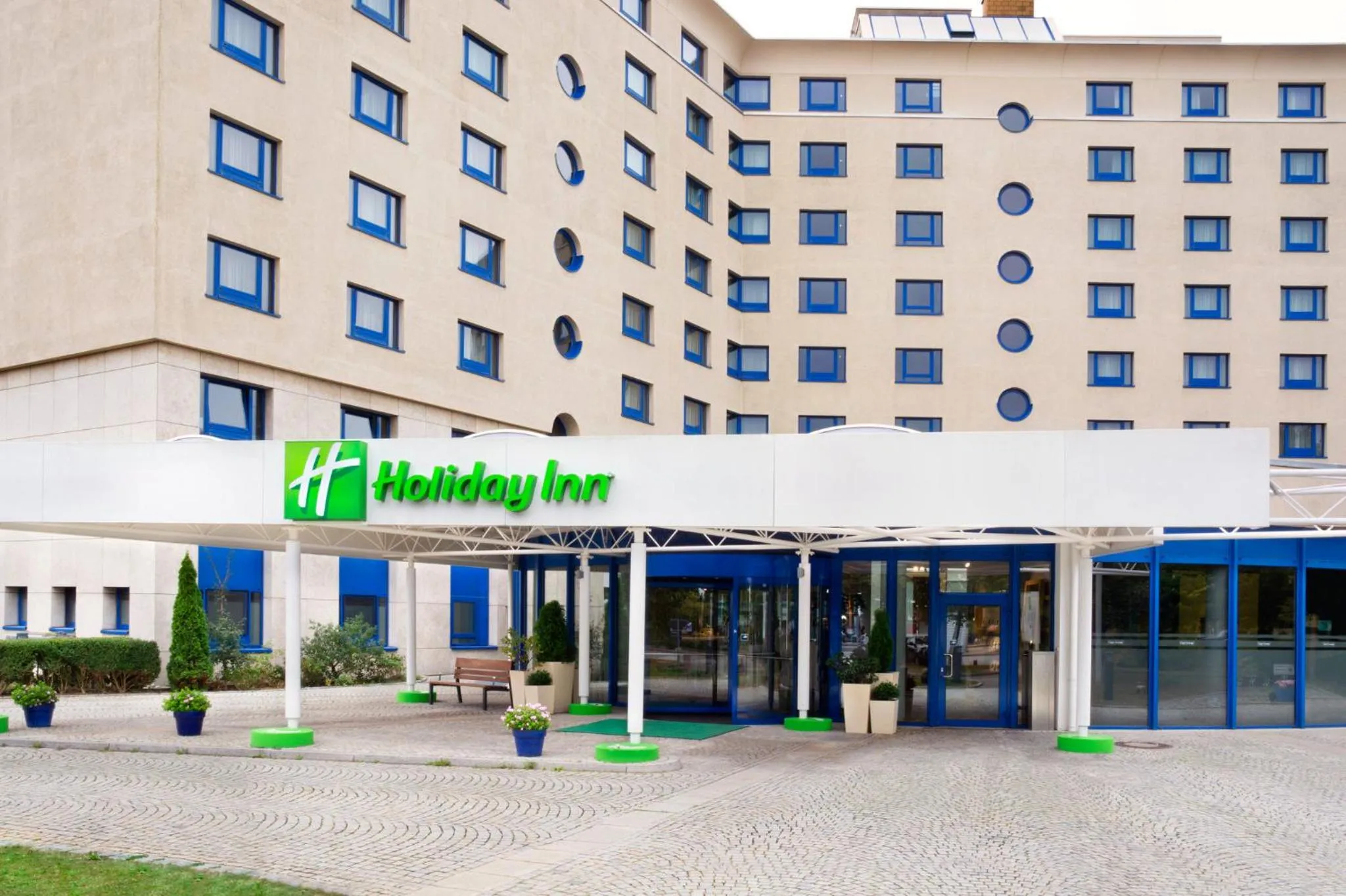 Property building in Holiday Inn Stuttgart by IHG