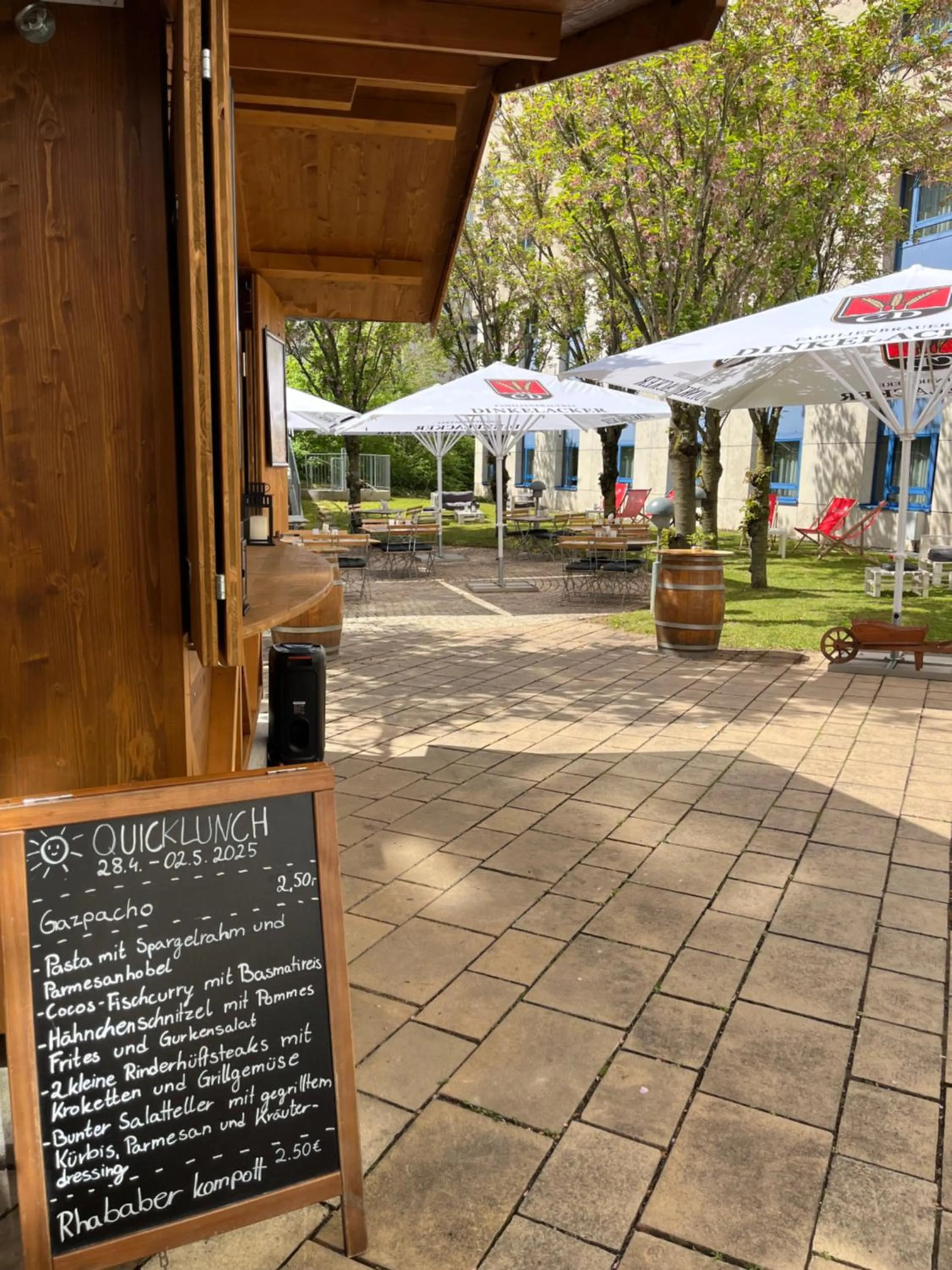 Restaurant/places to eat in Holiday Inn Stuttgart by IHG