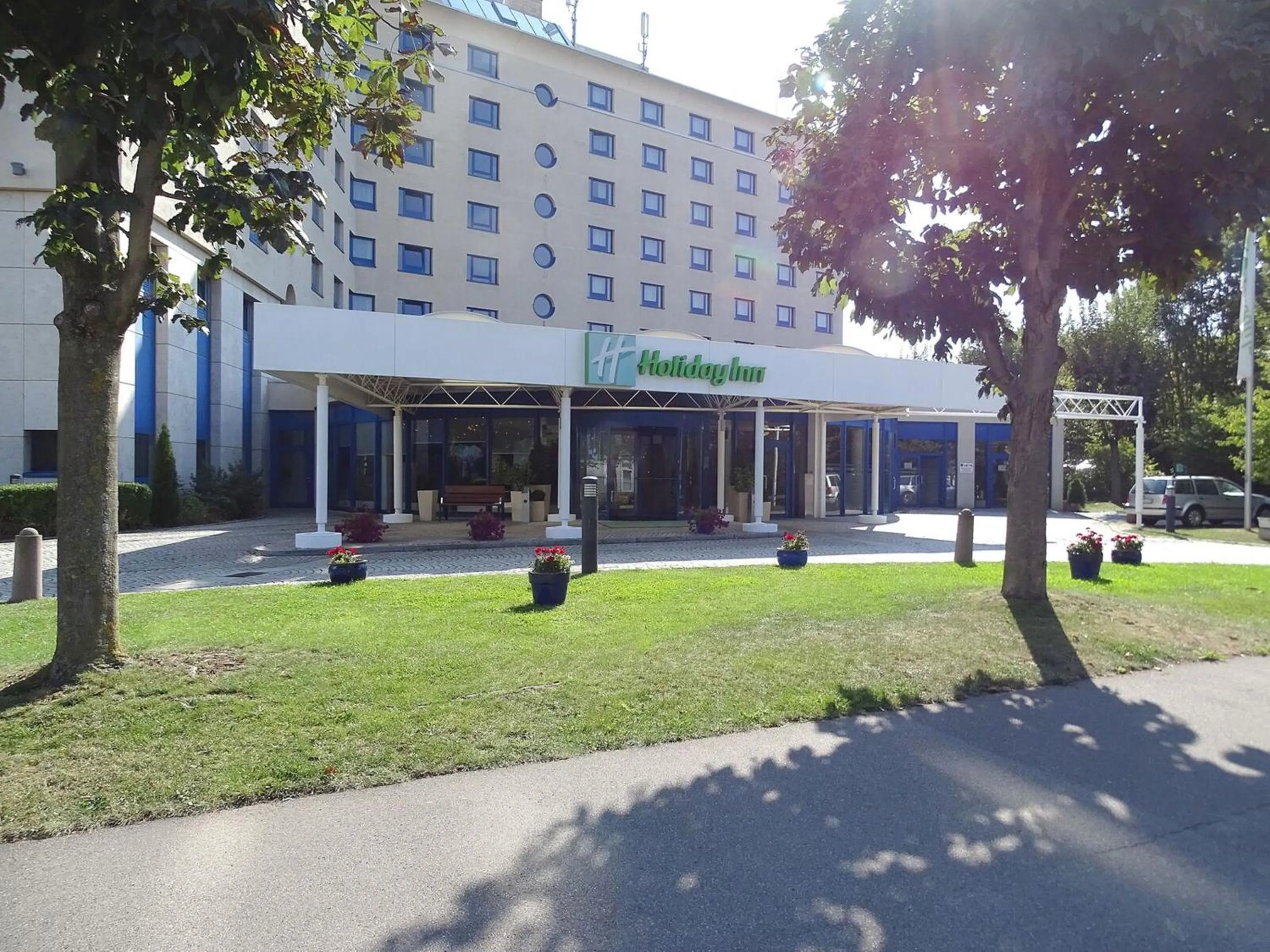 Property building in Holiday Inn Stuttgart by IHG