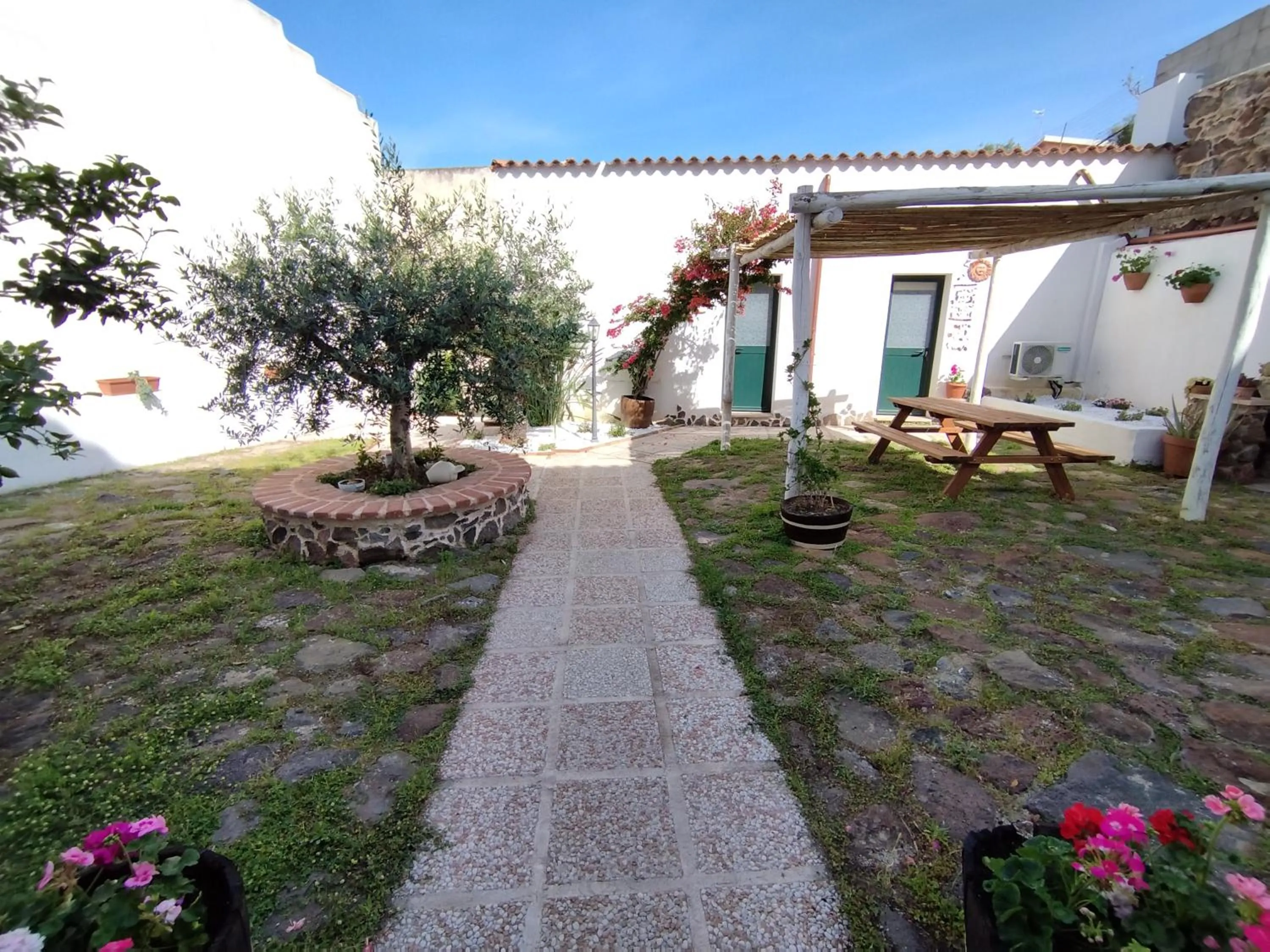 Garden in Bed And Breakfast Villa Bianca