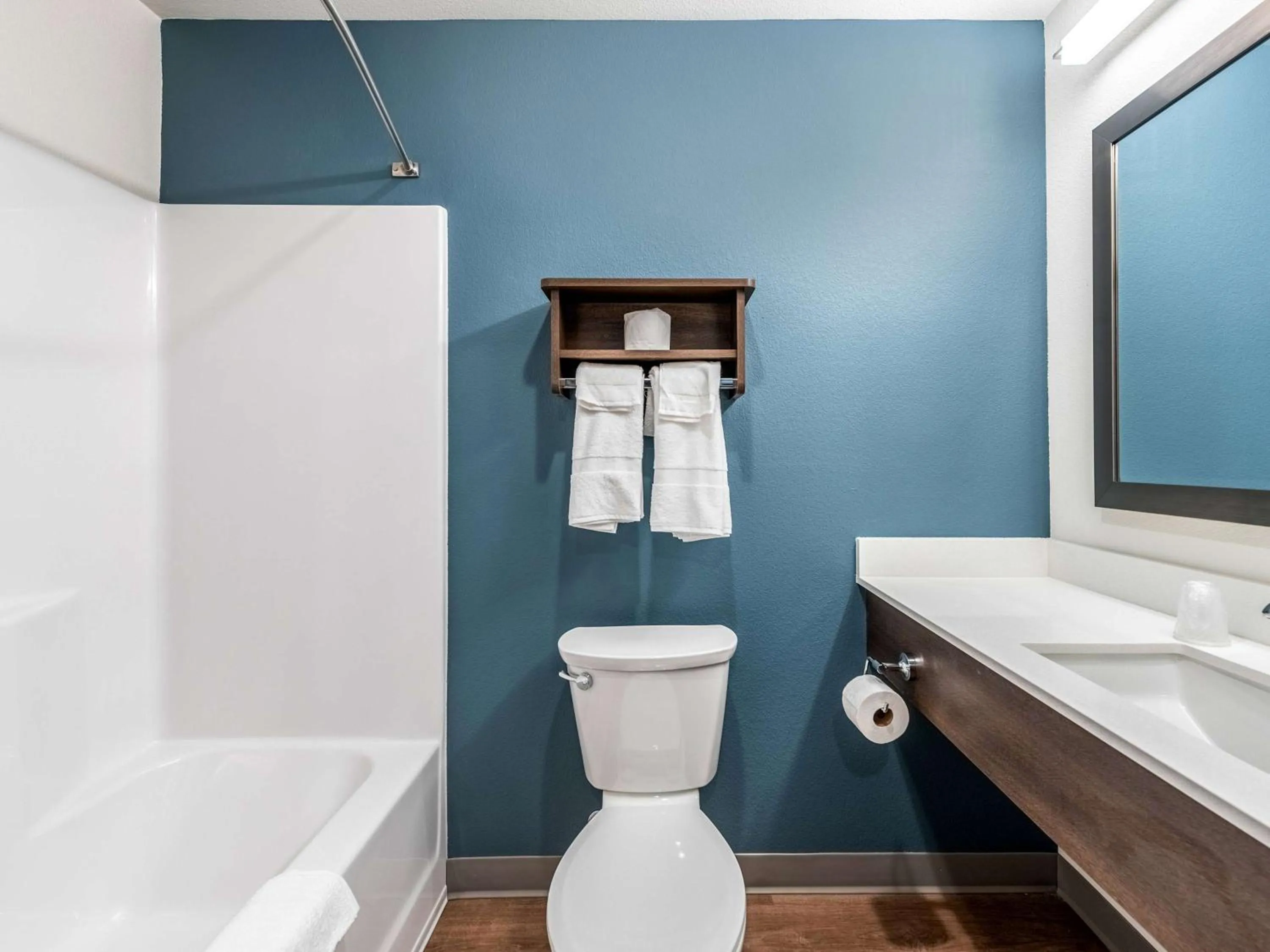 Bathroom in Extended Stay America Suites - Minneapolis - Airport - Mendota Heights