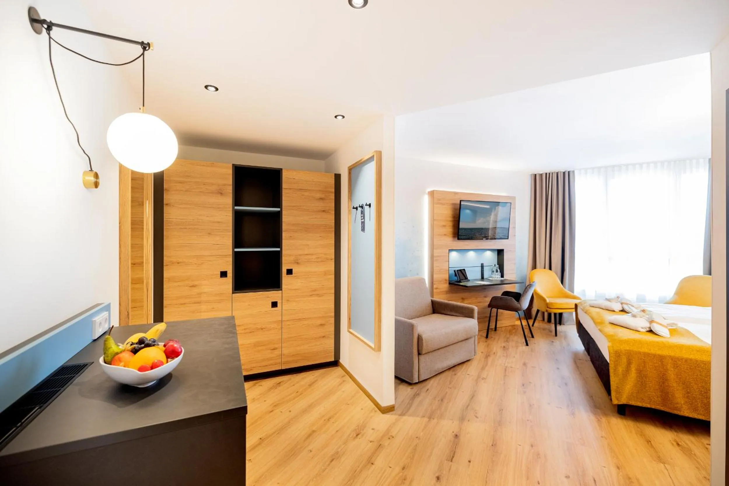 Living room, Bed in Parkhotel Rügen