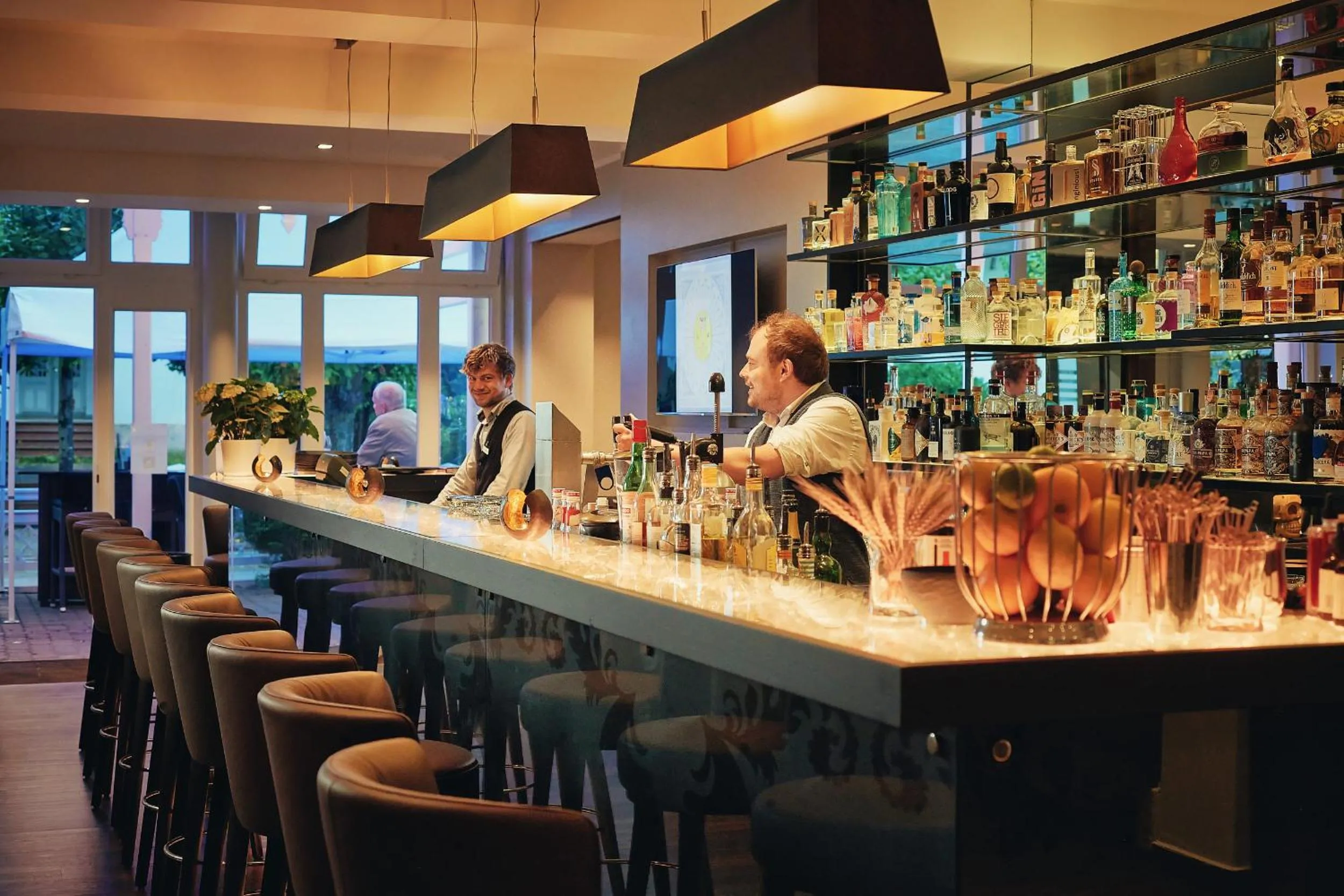 Lounge or bar in ROEWERS Privathotel & Spa