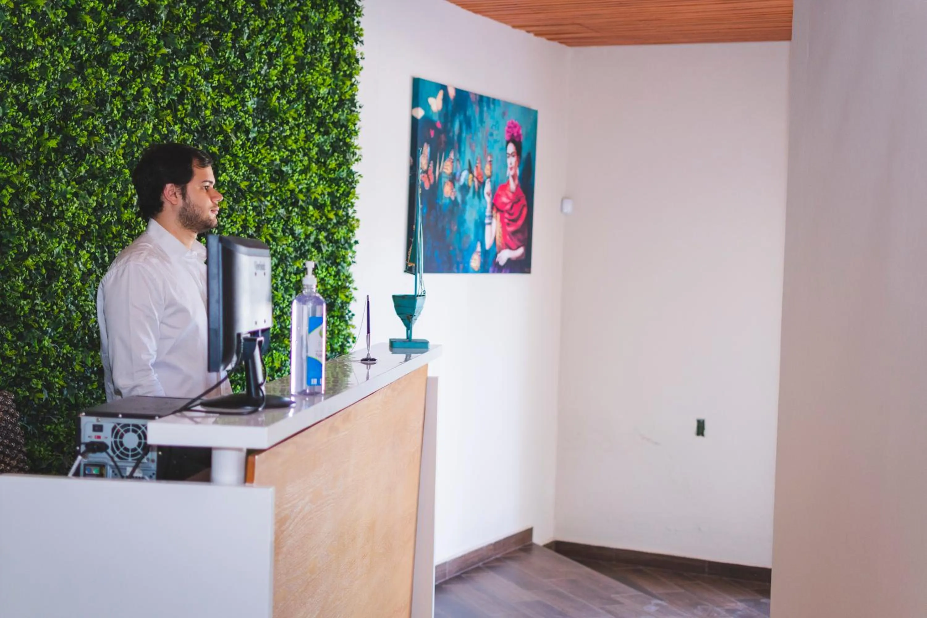 Lobby or reception in La Lola Hotel & Suites