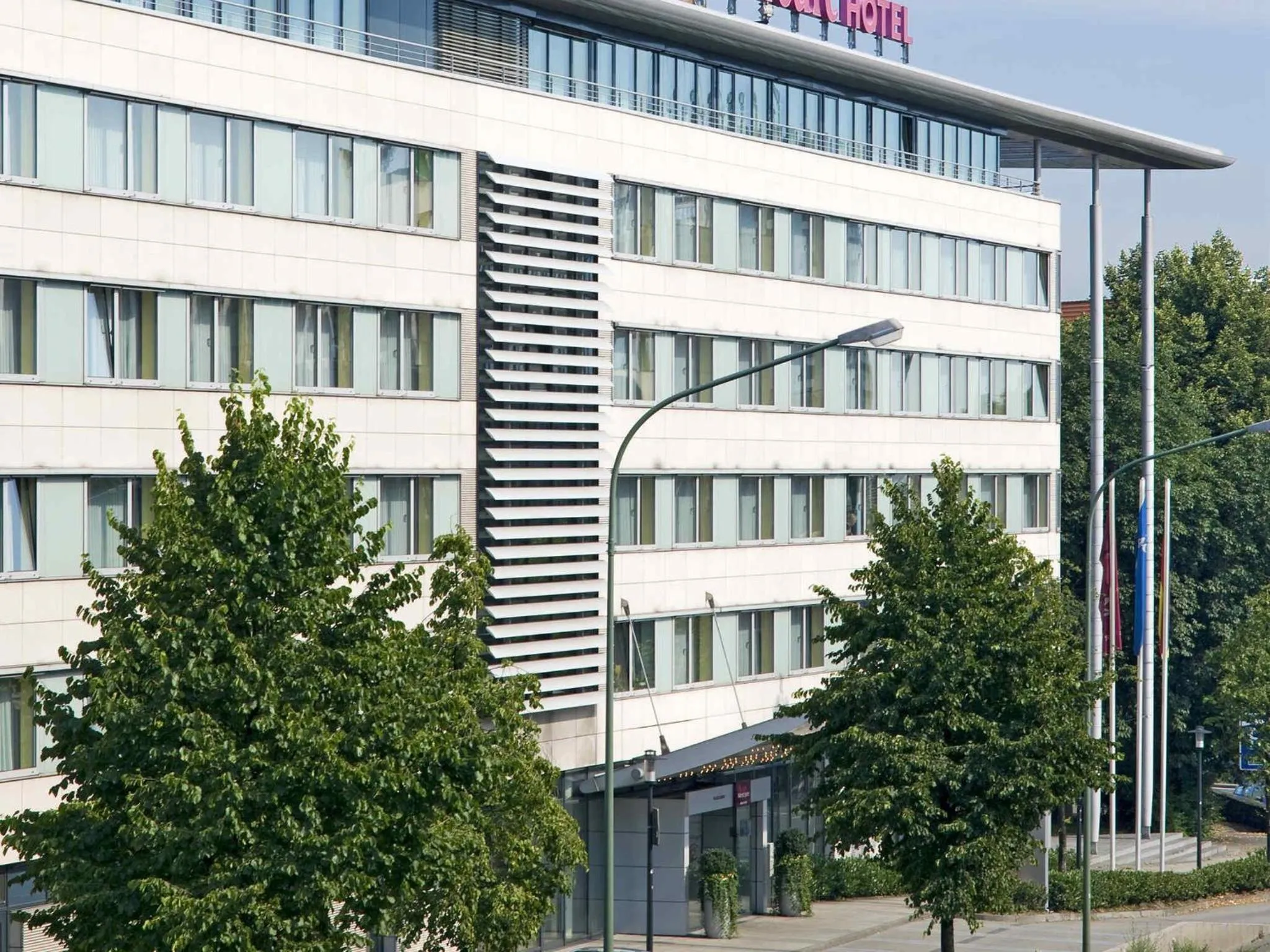 Property building in Mercure Hotel Plaza Essen