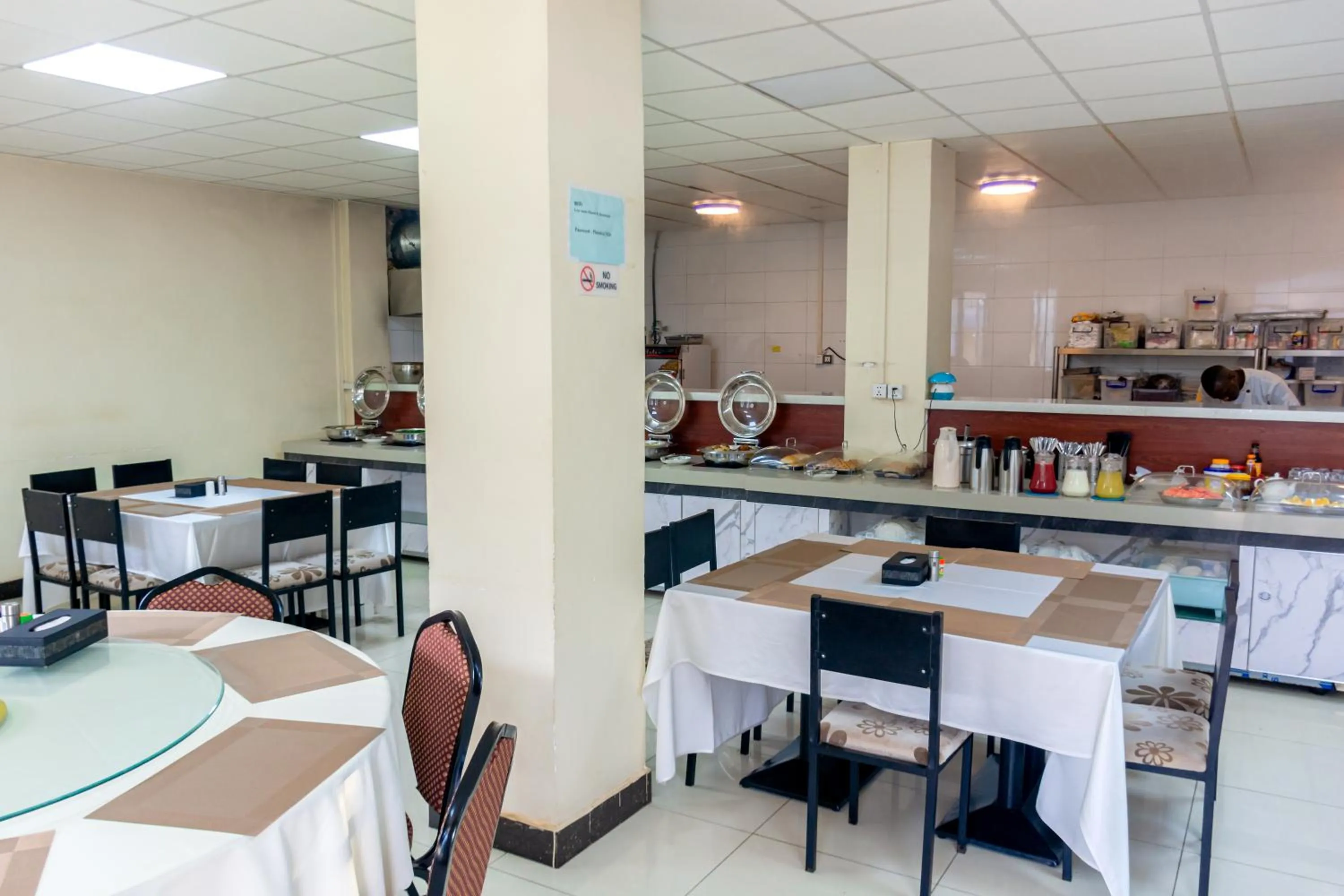 Restaurant/places to eat in Phoenix Apartment by LINK